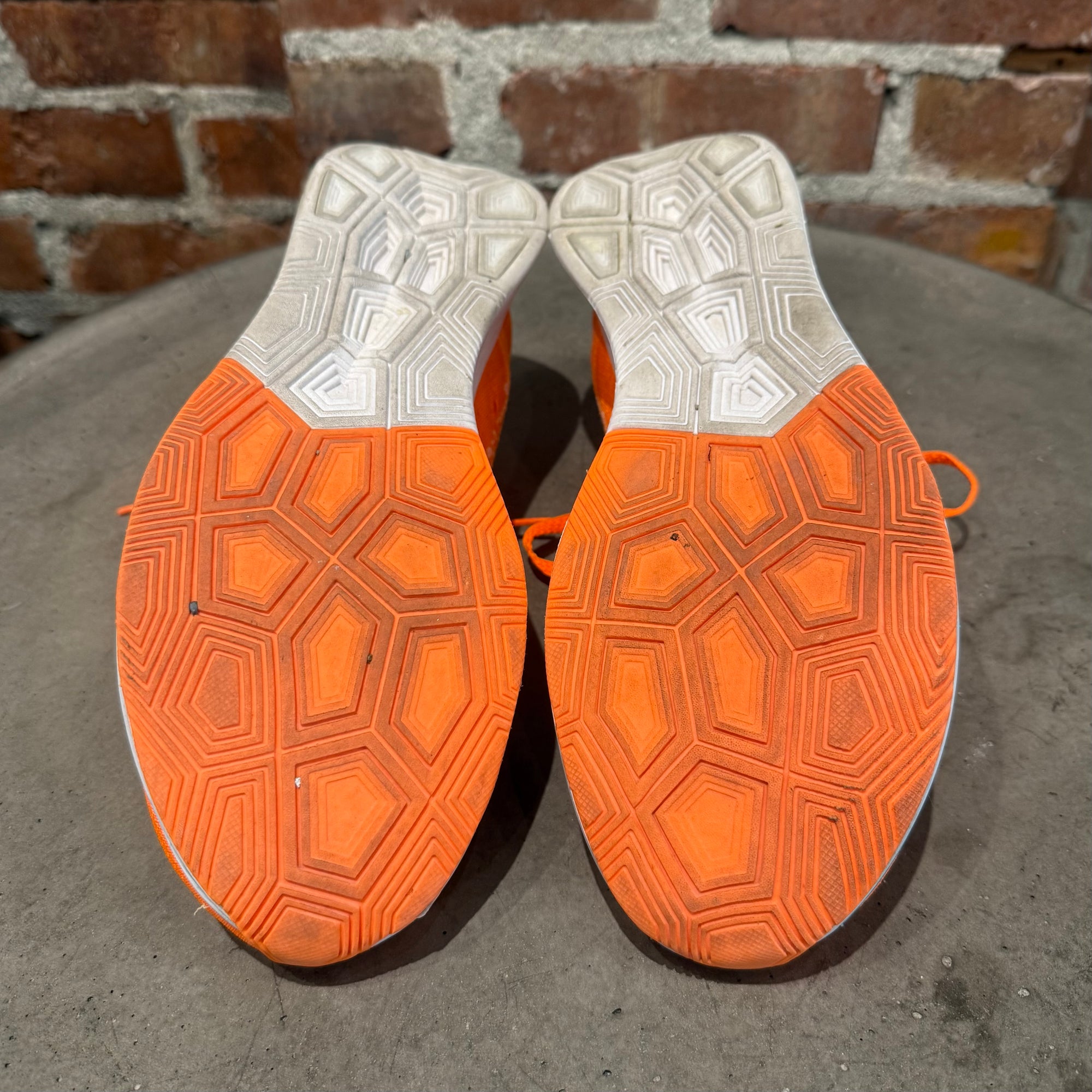 OFF WHITE X NIKE MERCURIAL ZOOM FLY SNEAKERS ‘ORANGE’