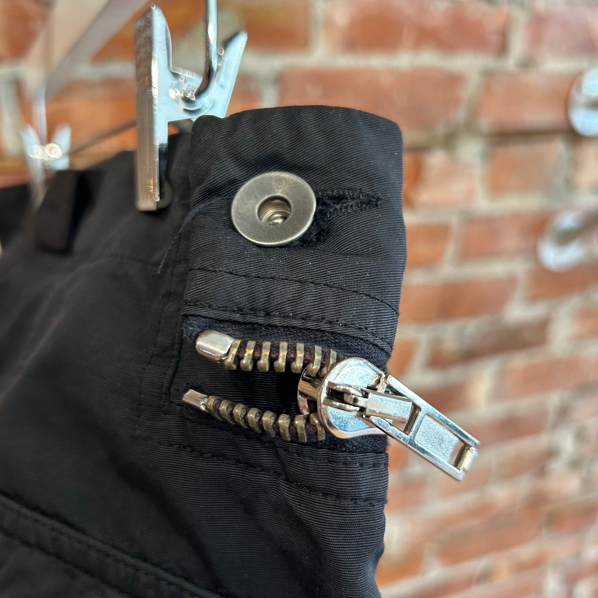 RICK OWENS DRKSDHW SS126 AIRCUT POD SHORTS ‘BLACK’