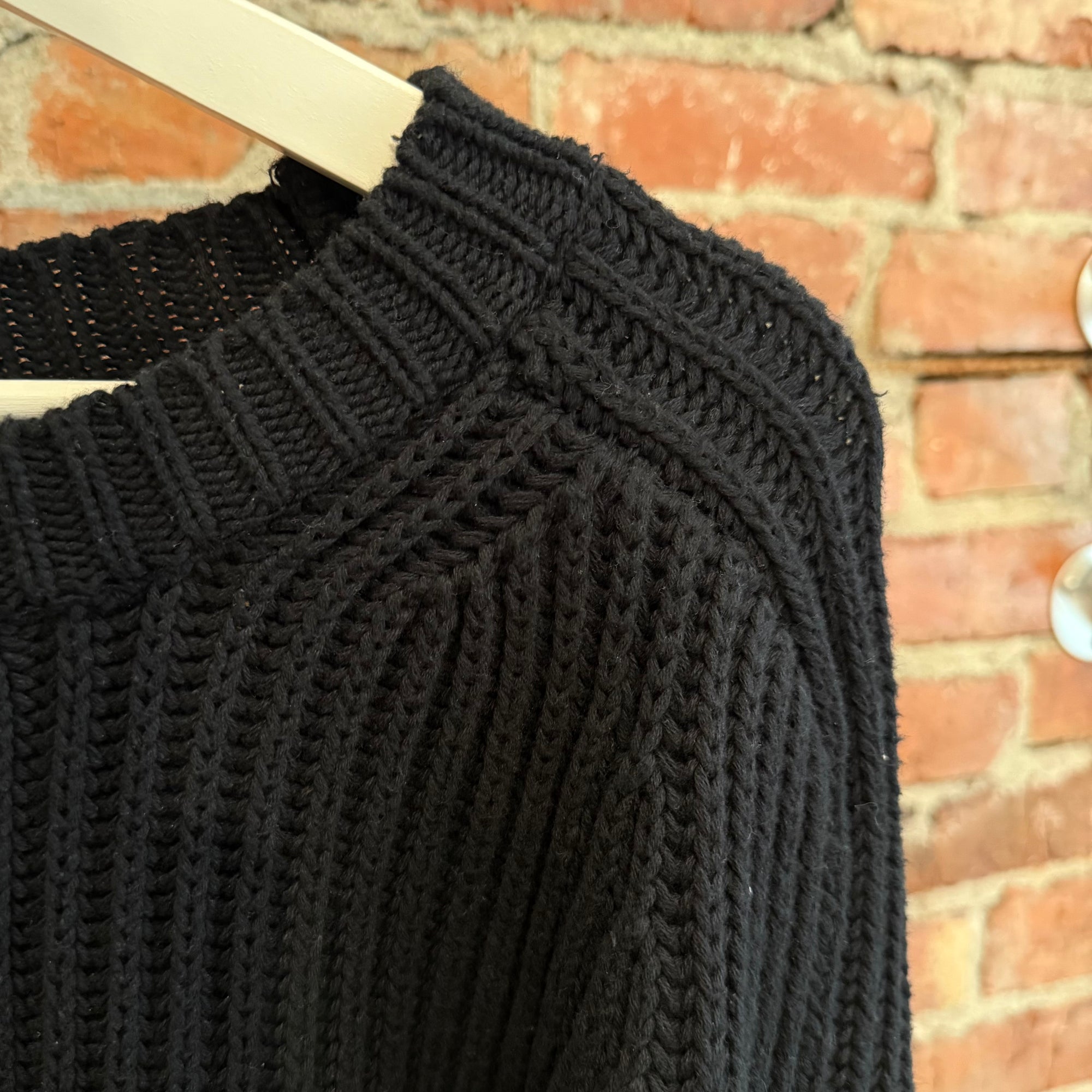 KTWO STUDIOS FISHERMAN KNIT CREWNECK SWEATER ‘BLACK’