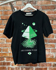 UNDERCOVER THE COSMIC WATER TEE ‘BLACK’