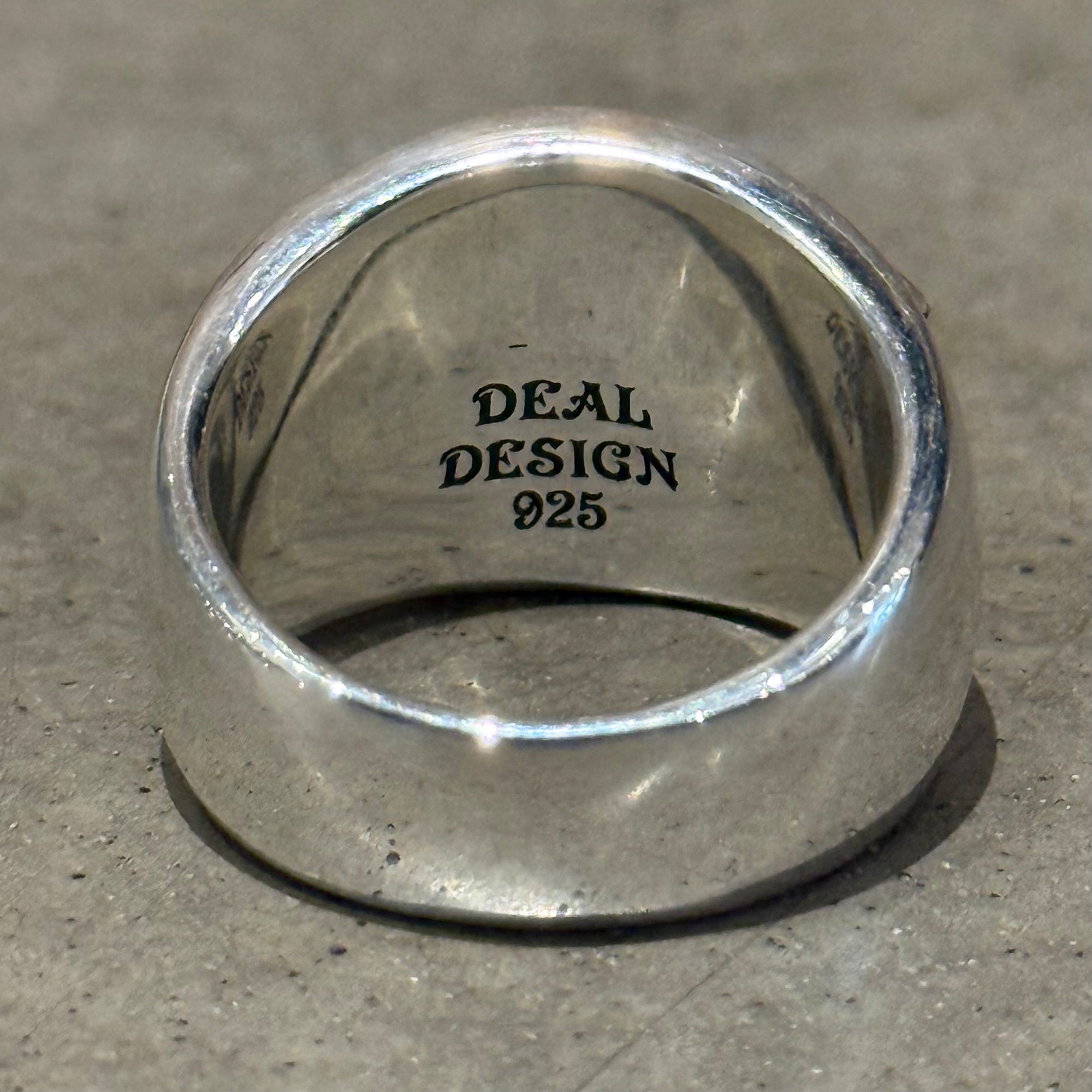 DEAL DESIGN MID GATE RING 'SILVER'