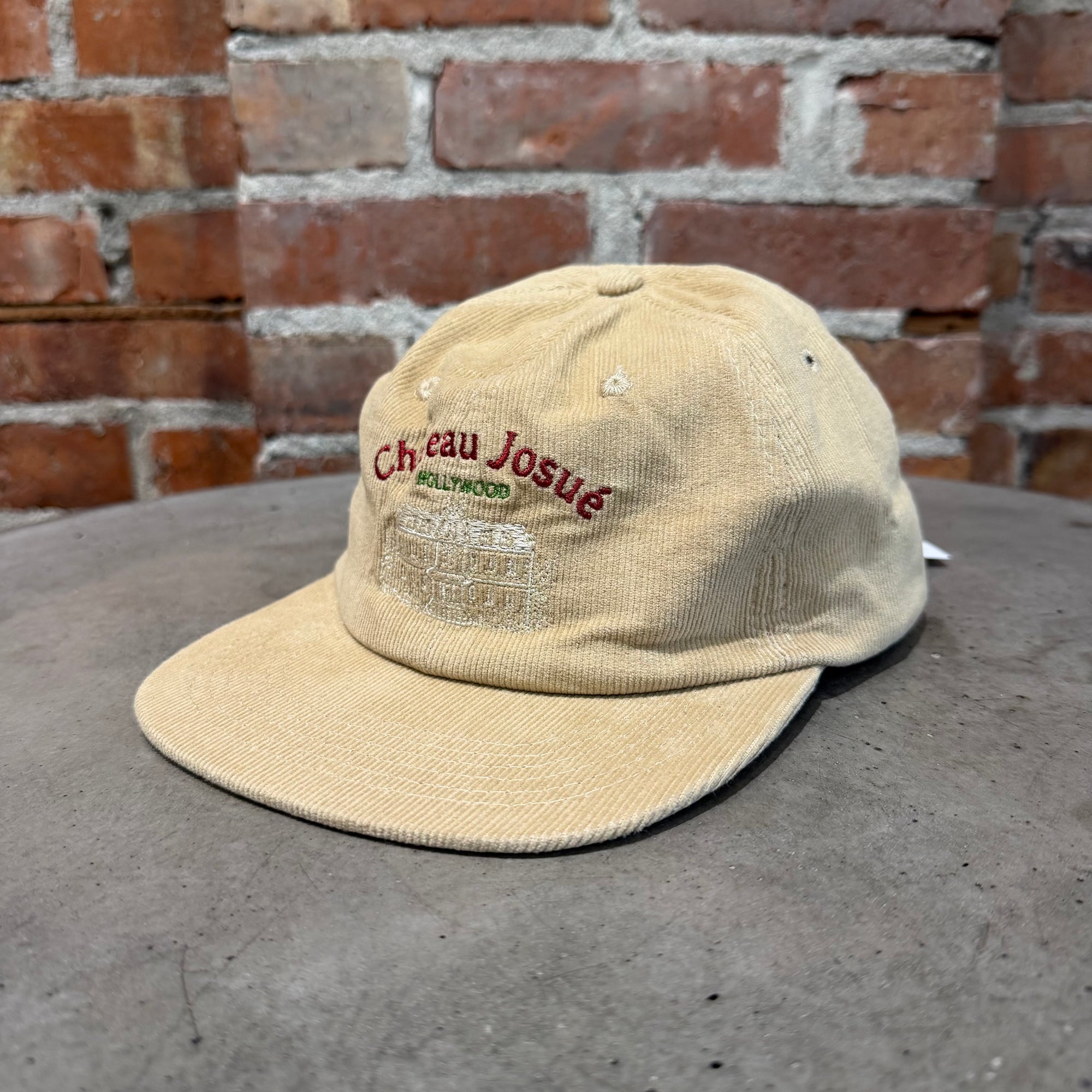 GALLERY DEPT. CHATEAU JOSUÉ RESORT CAP ‘TAN’