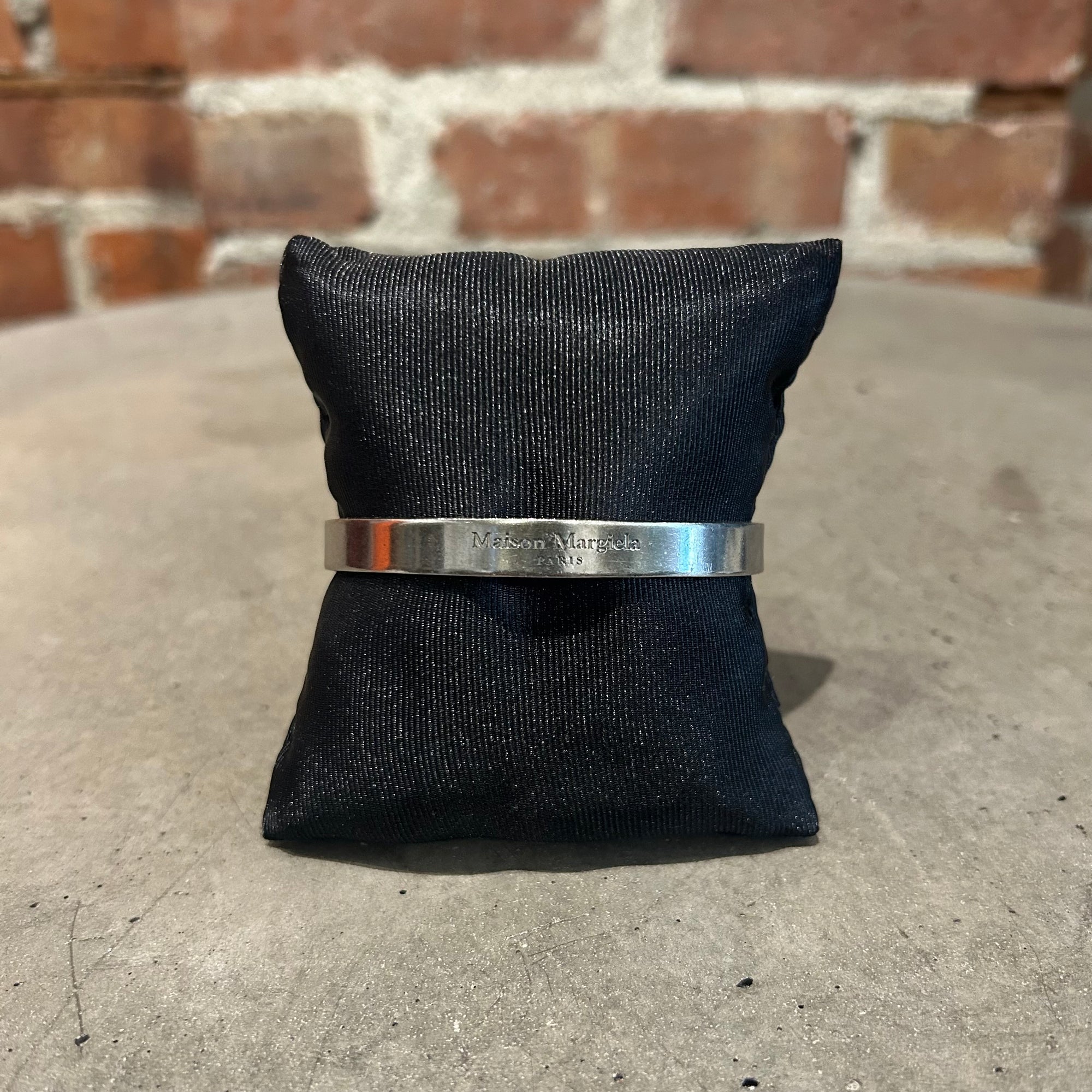 MAISON MARGIELA .925 CUFF BANGLE BRACELET ‘TARNISHED SILVER’