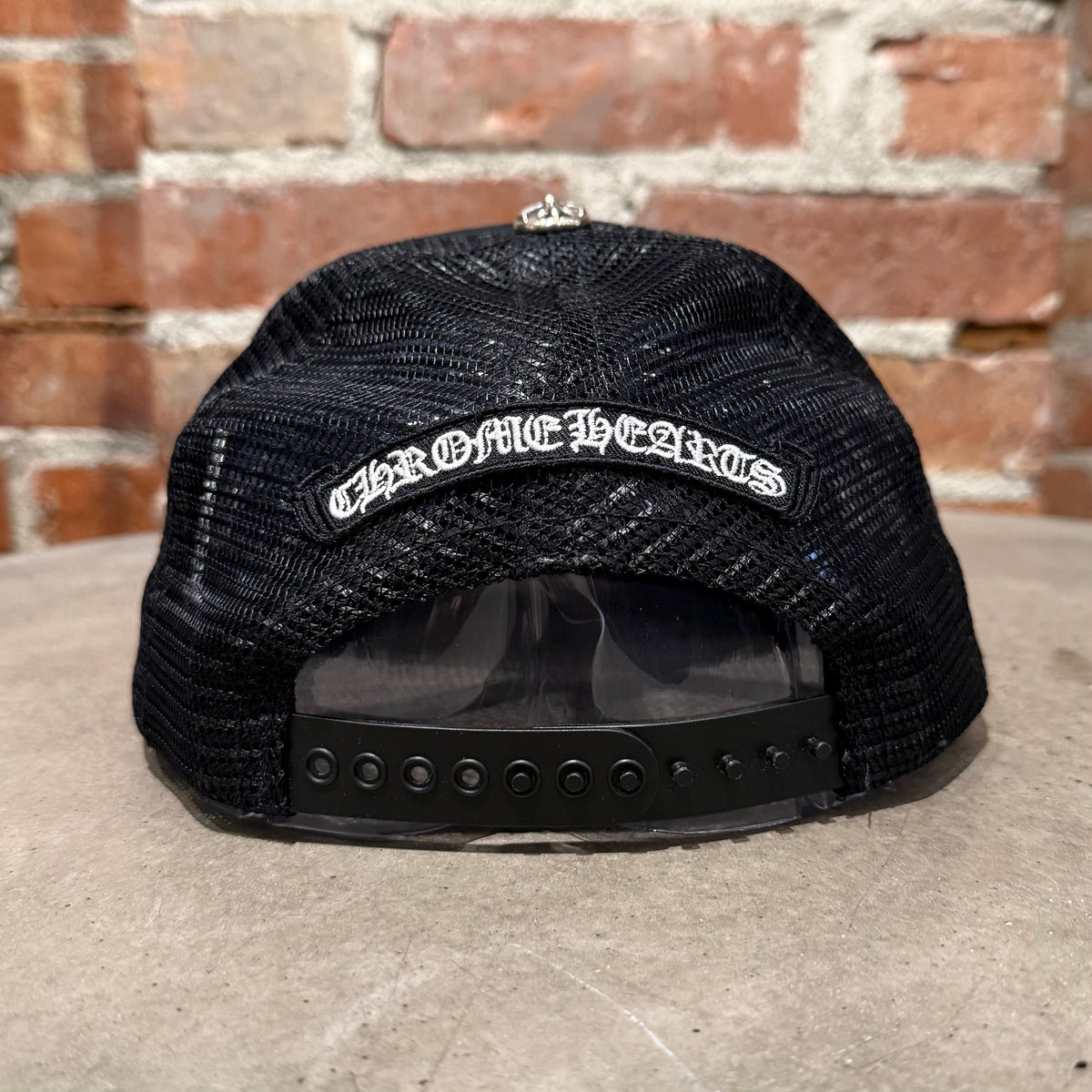 CHROME HEARTS TRIPLE PONY HAIR CROSS PATCH TRUCKER ‘BLACK’