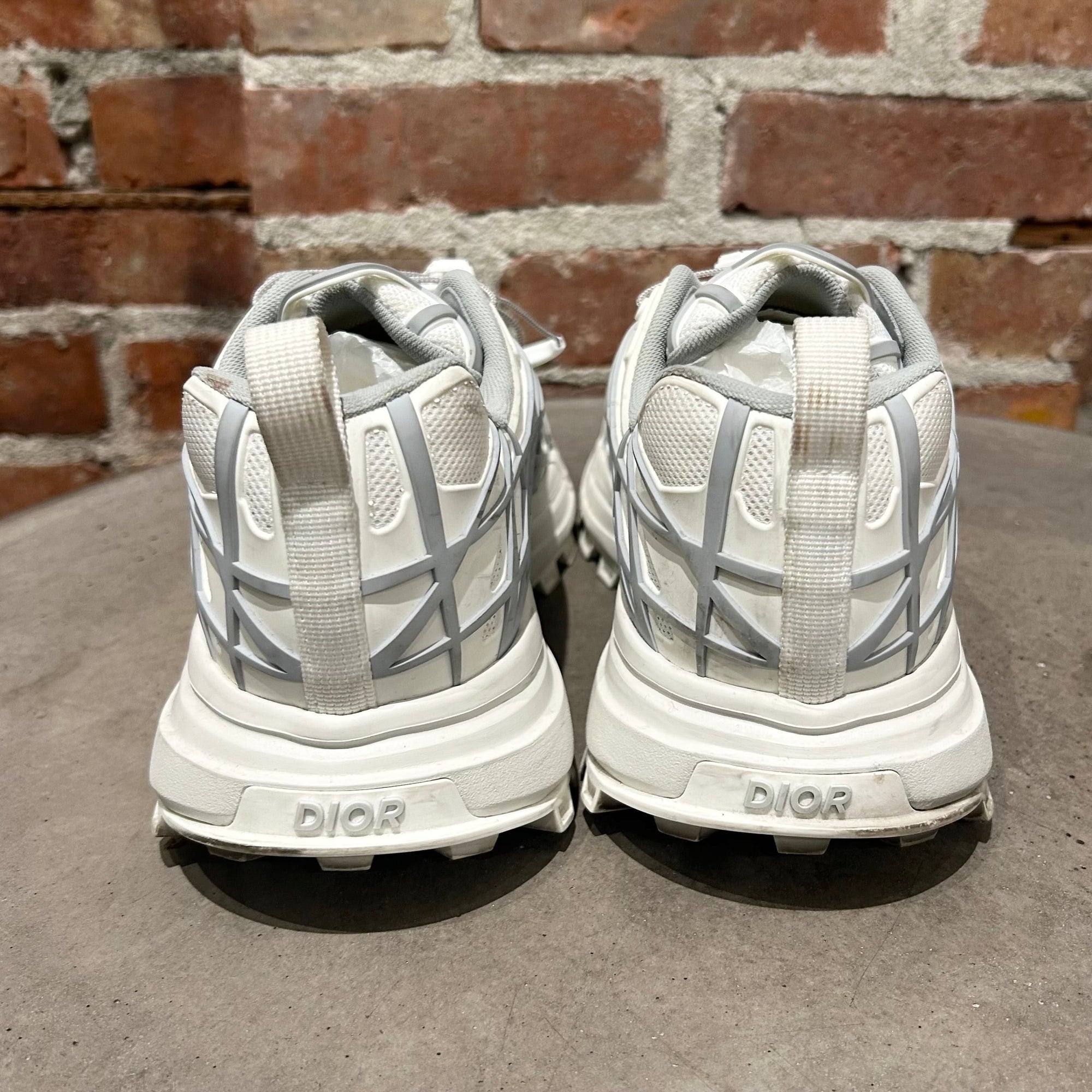 DIOR B31 RUNNER SNEAKERS ‘WHITE’