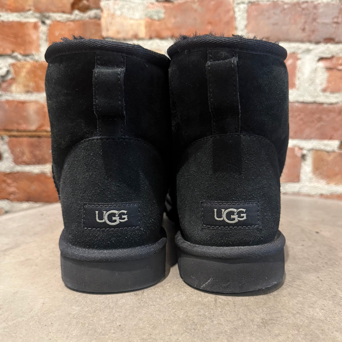 CHROME HEARTS DAGGER UGG BOOTS ‘BLACK’