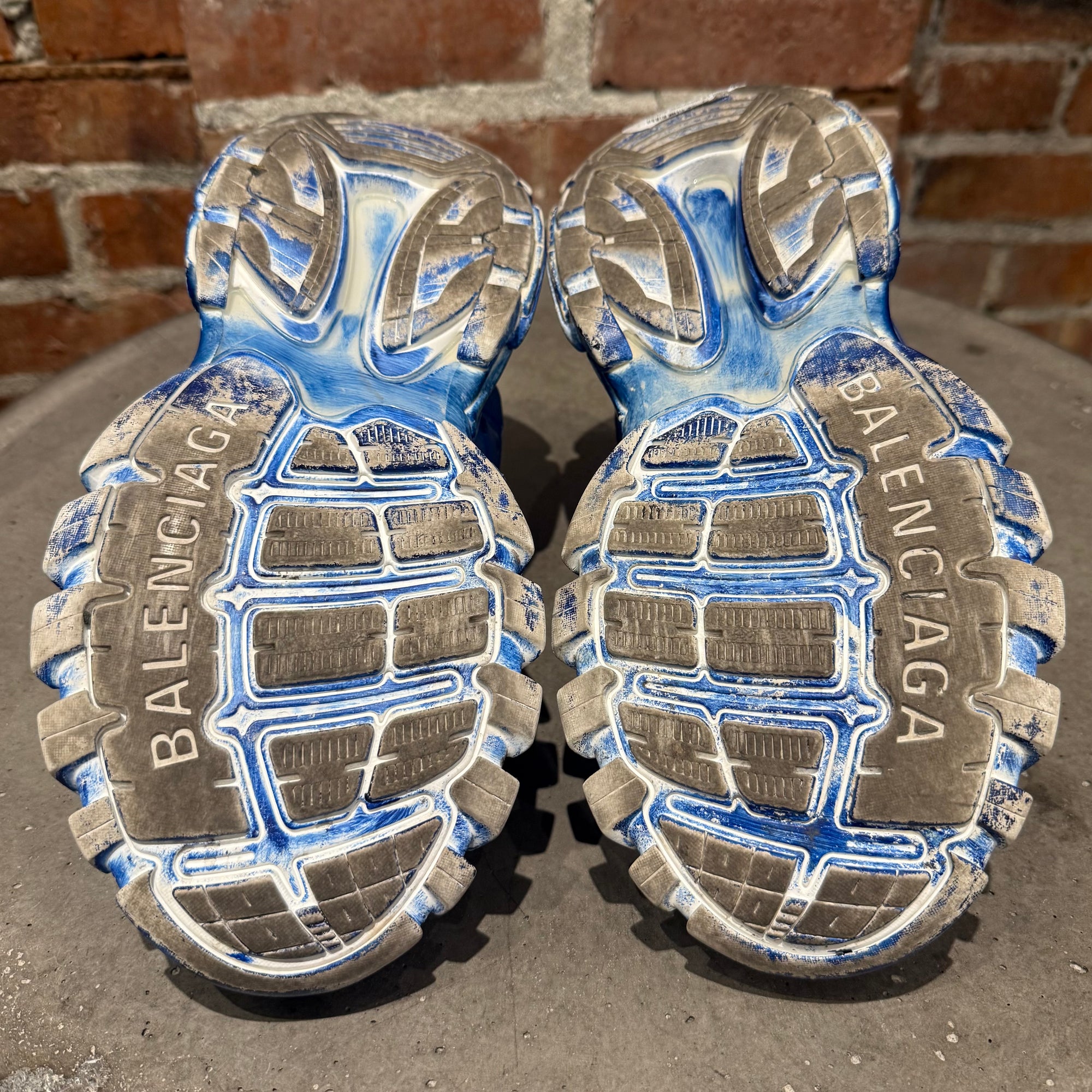 BALENCIAGA TRACK RUNNER SNEAKER ‘BLUE’