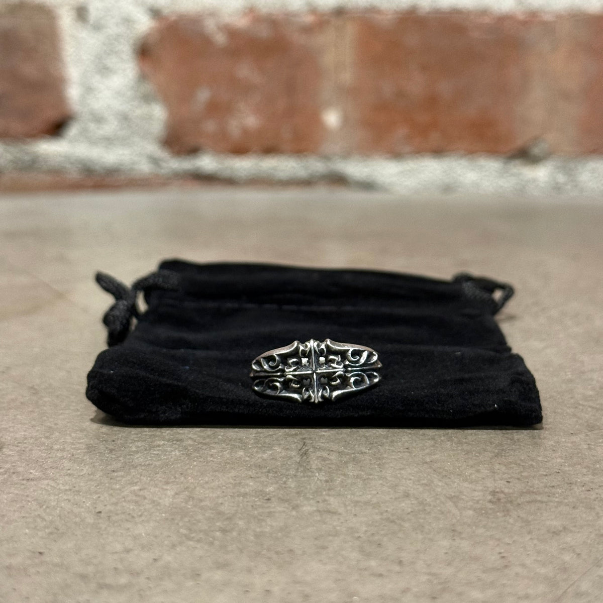 DEAL DESIGN GL CROSS LEVEL RING 'SILVER'