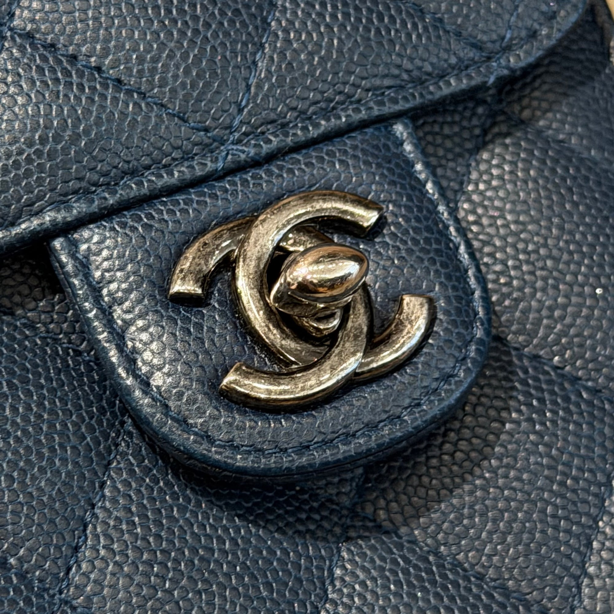 CHANEL QUILTED CAVIAR MINI WALLET BAG ON CHAIN ‘NAVY’