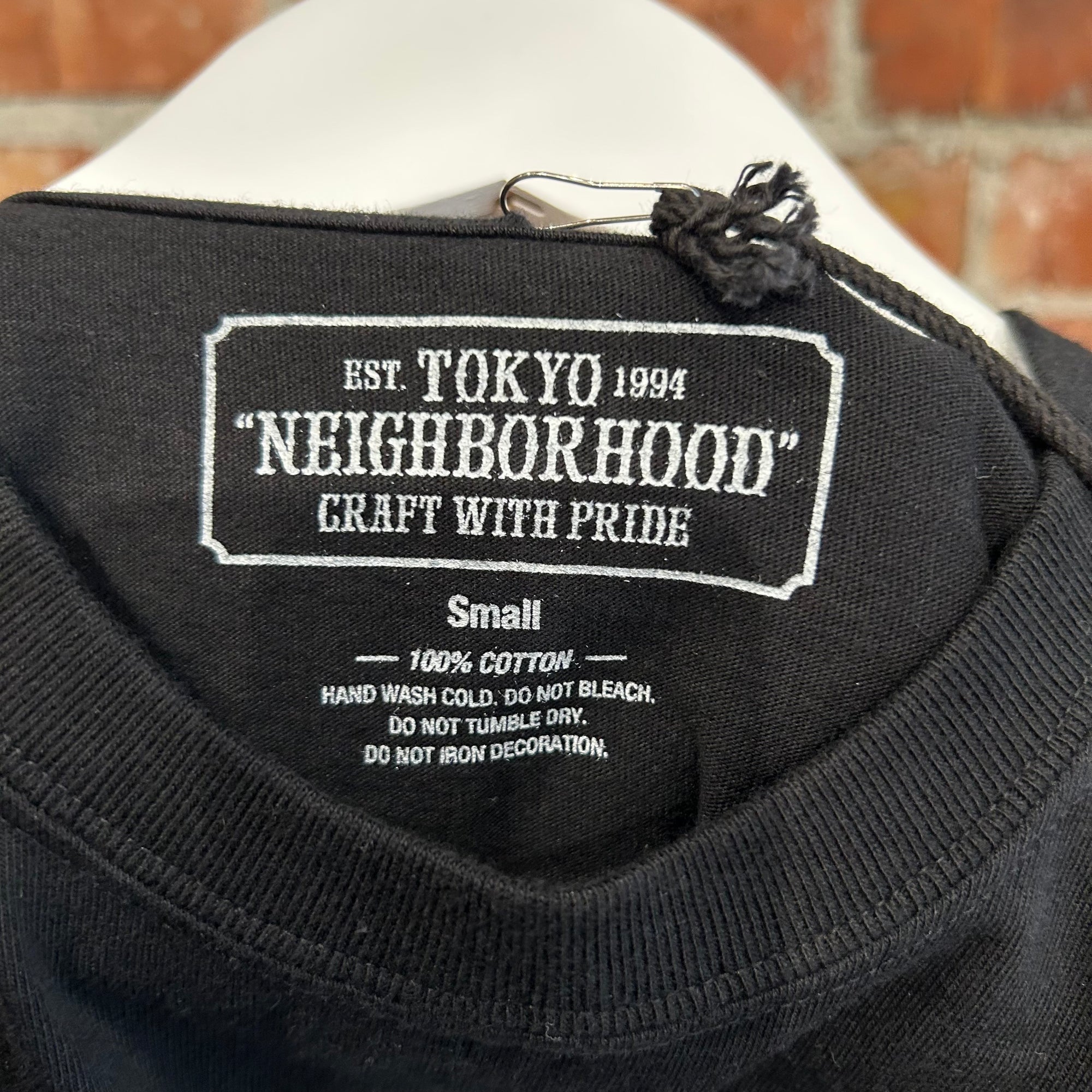 NEIGHBORHOOD FIGHT THE POWER TEE ‘BLACK’