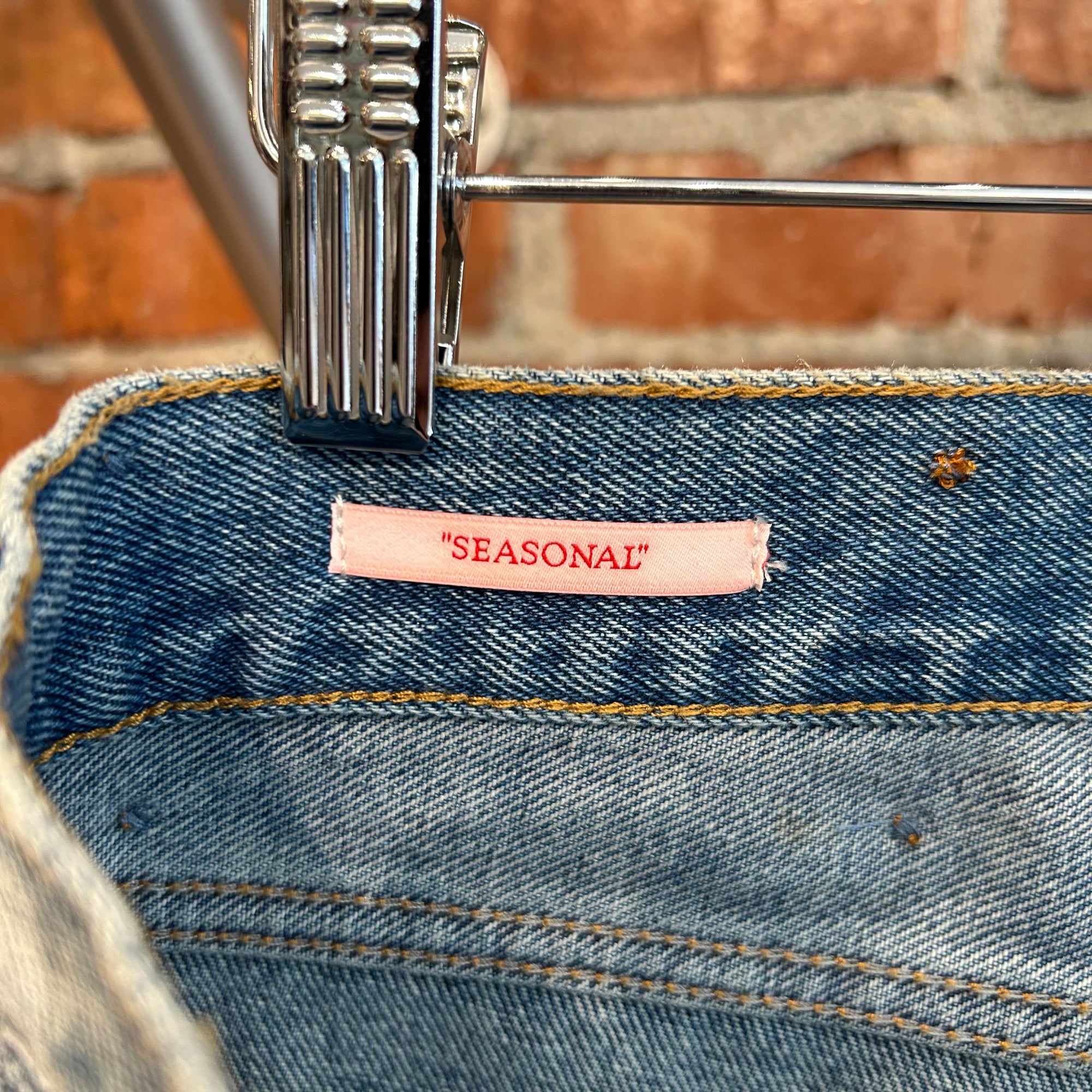 OFF-WHITE CRAVAGGIO TAPESTRY DENIM ‘LIGHT BLUE’