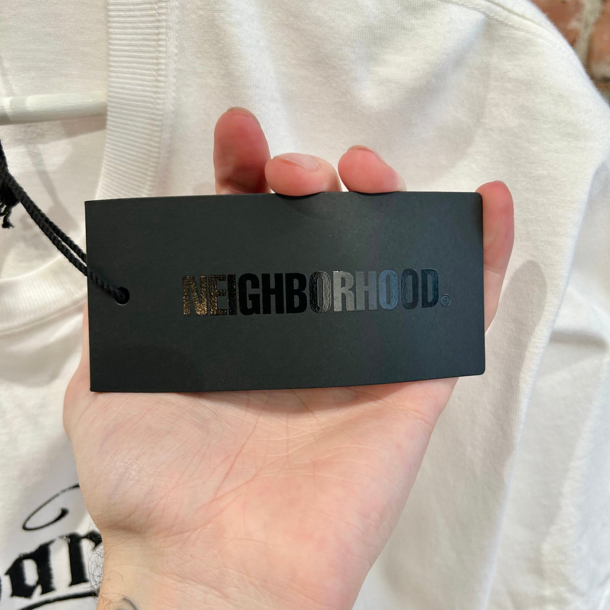 NEIGHBORHOOD PRAYER HANDS TEE ‘WHITE’