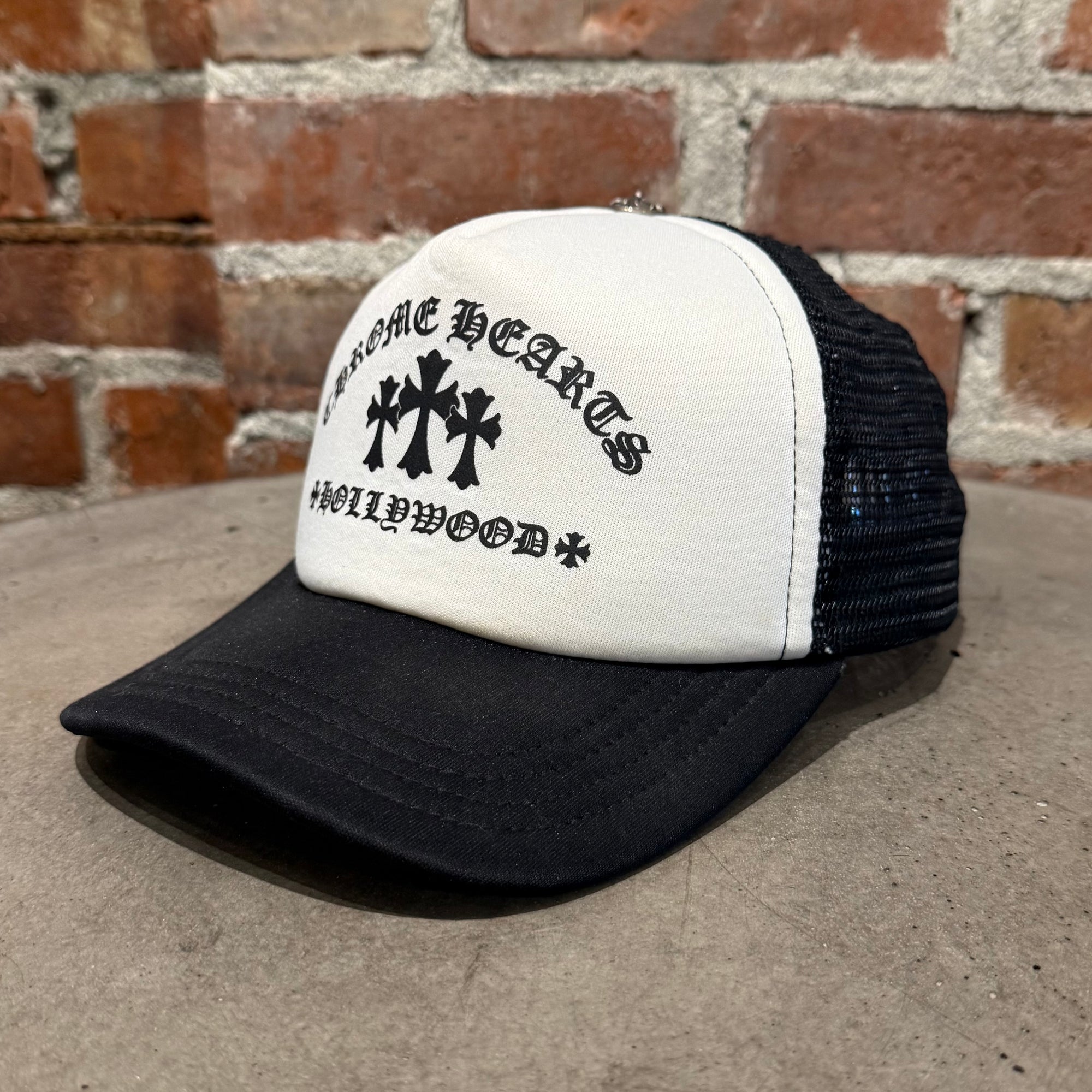 CHROME HEARTS KING TACO TRUCKER ‘WHITE/BLACK’