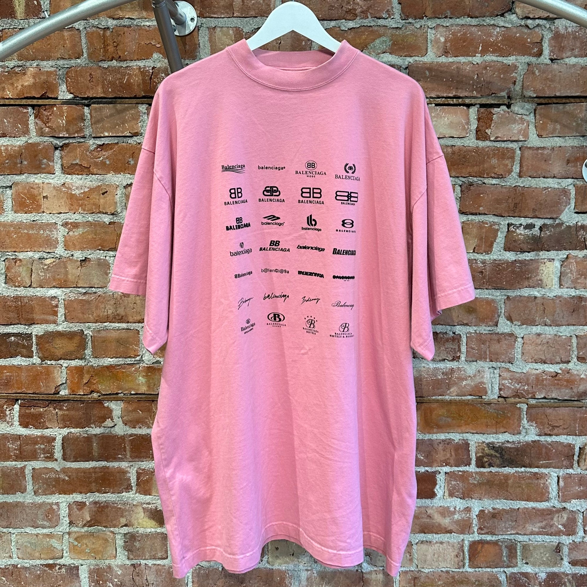 BALENCIAGA SS22 MULTI LOGO OVERSIZED TEE ‘PINK’