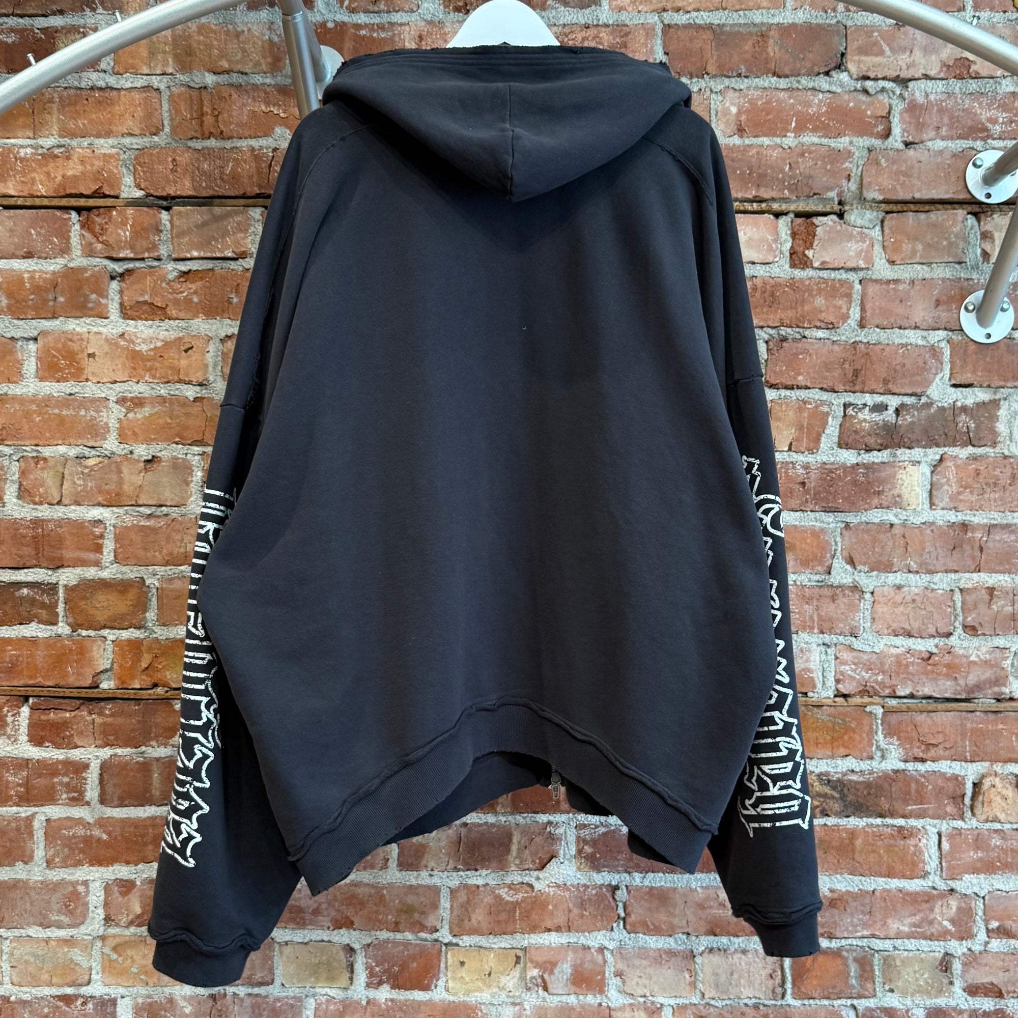 BALENCIAGA FW25 BLACKLETTER SCRIPT PULLED ZIP HOODIE ‘BLACK’