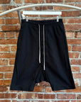 RICK OWENS HEAVY COTTON TWILL POD SHORTS ‘BLACK’