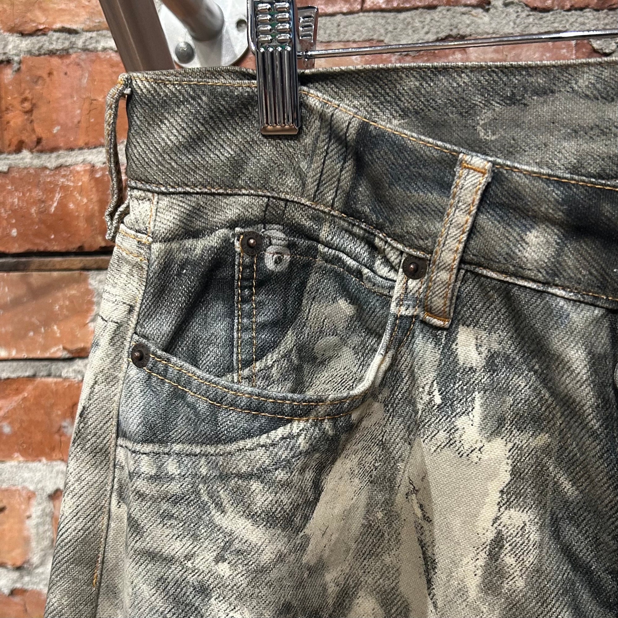 ACNE STUDIOS 1981 TROMPE SPLATTER DENIM ‘STONE’