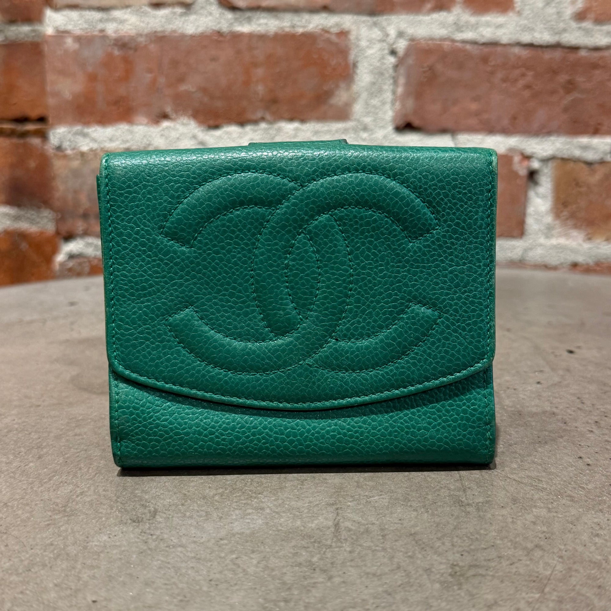 CHANEL CAVIAR LEATHER TRIFOLD WALLET ‘FOREST’