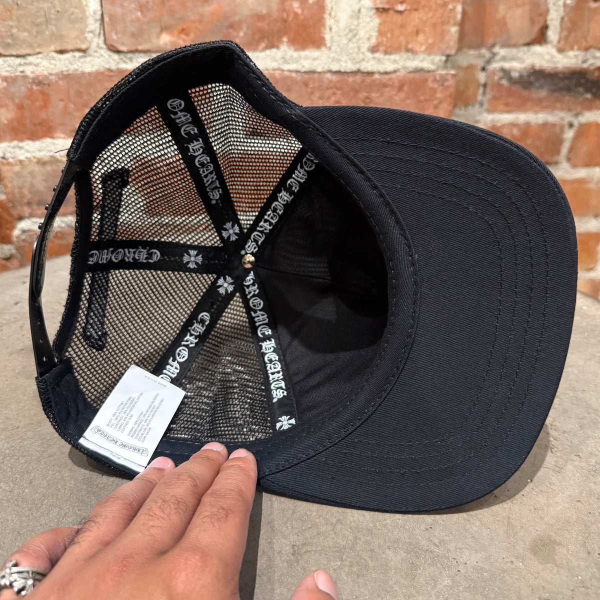 CHROME HEARTS TRIPLE PONY HAIR CROSS PATCH TRUCKER ‘BLACK’