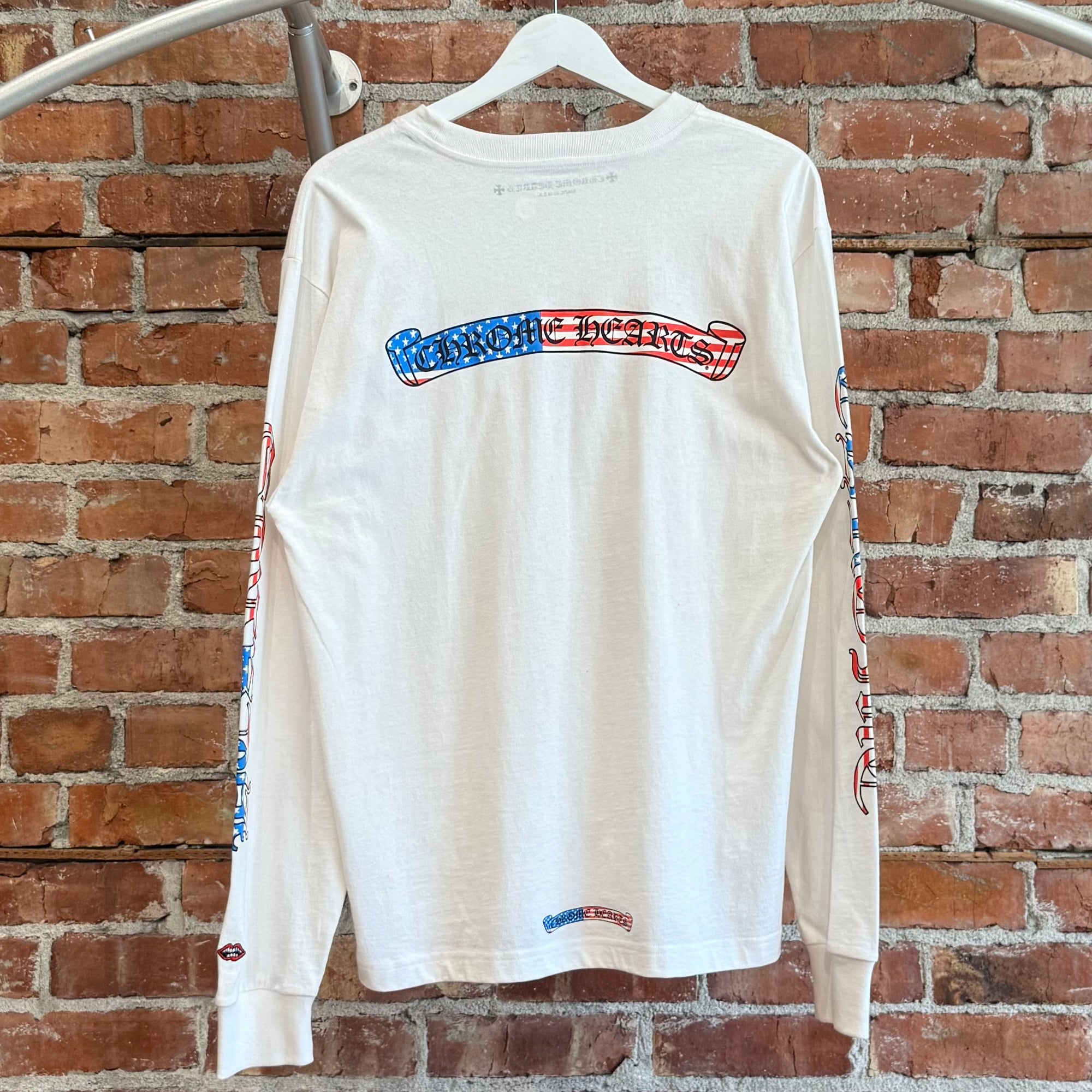 CHROME HEARTS AMERICAN FLAG LONGSLEEVE ’WHITE’