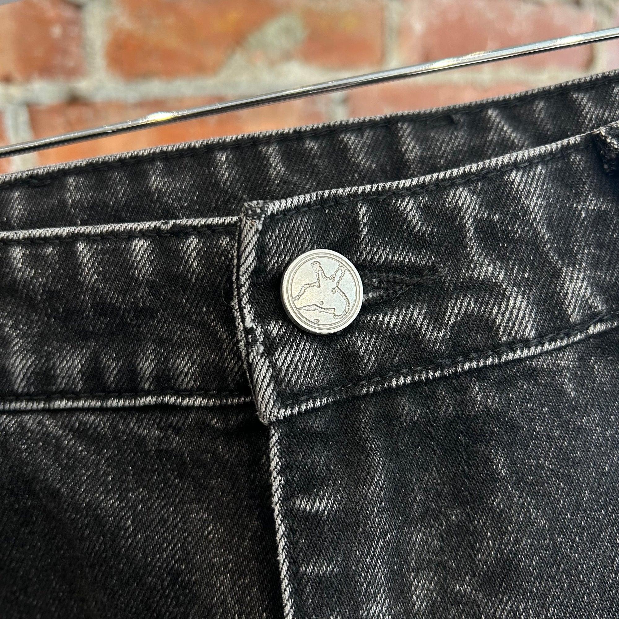 BASKETCASE GALLERY FLARED JEANS ‘VINTAGE BLACK’