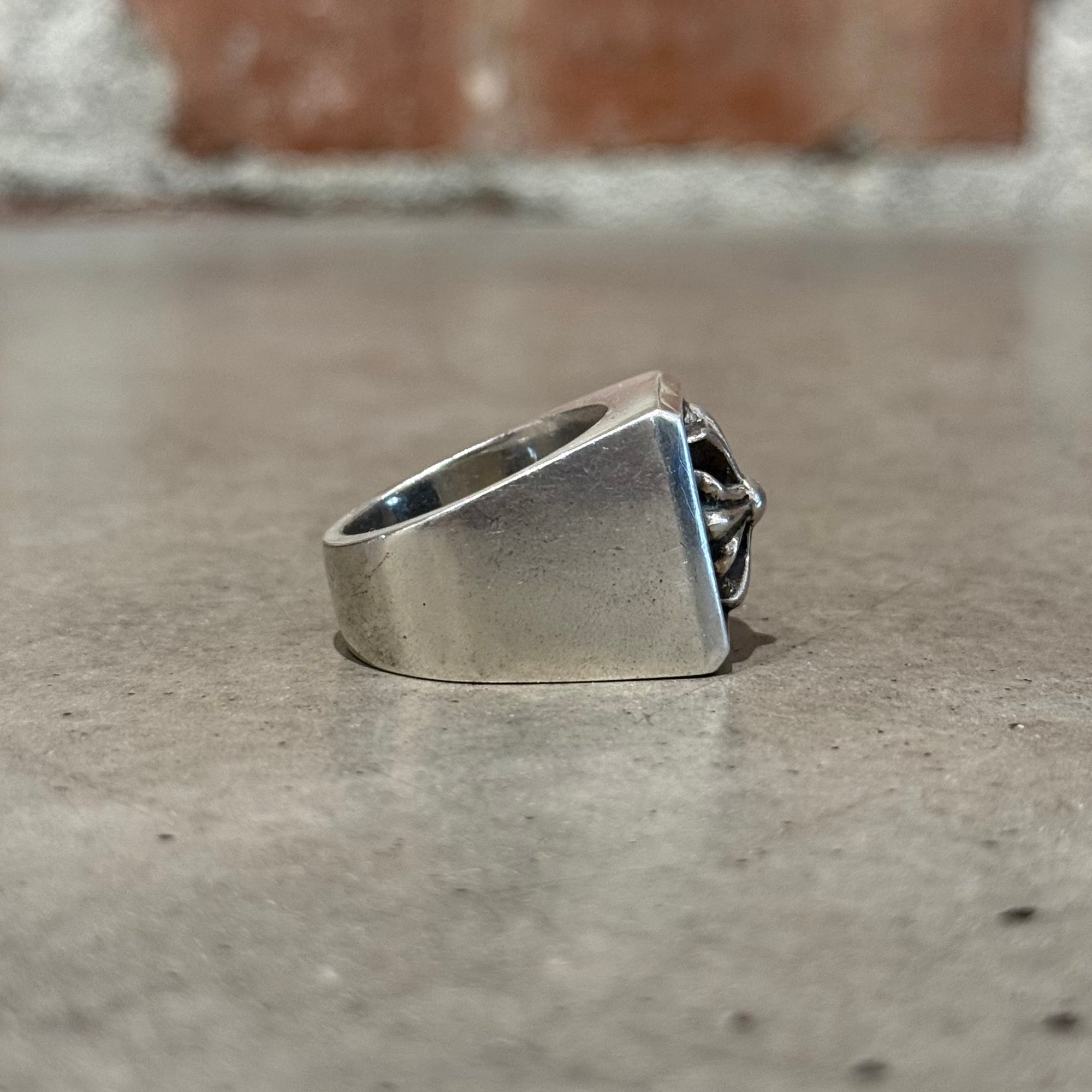 CHROME HEARTS PLUS CROSS BLOCK RING ‘SILVER’