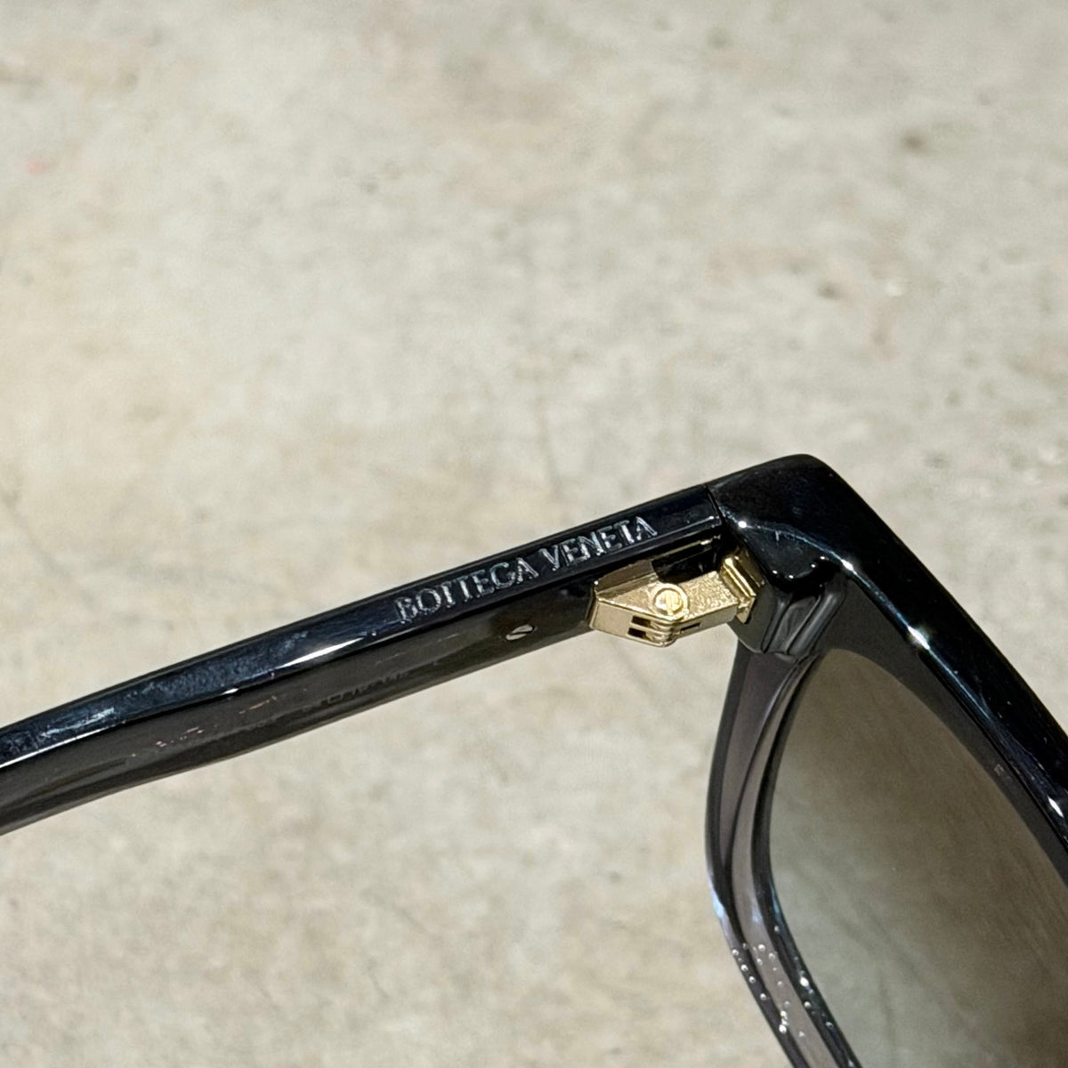 BOTTEGA VENETA BV1461SK GRADIENT SUNGLASSES ‘SMOKE’