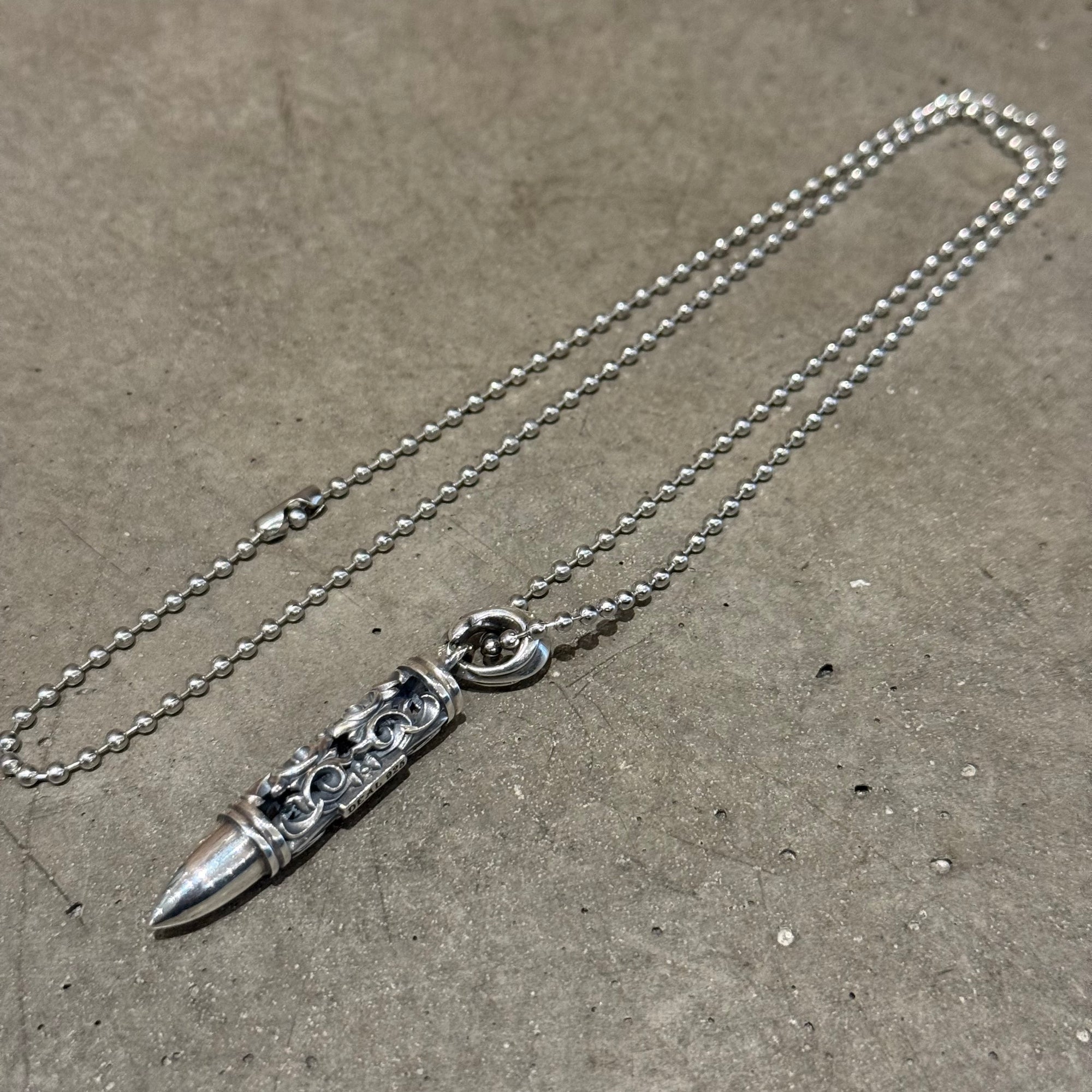 DEAL DESIGN LONG BILLET NECKLACE ‘SILVER’