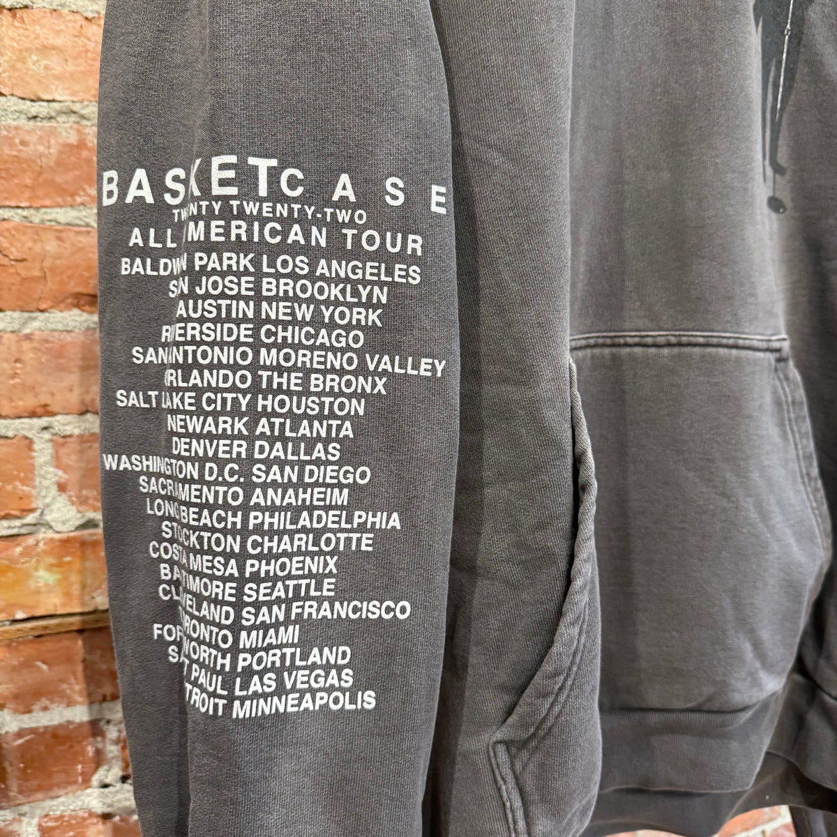 BASKETCASE ROCK PULLOVER HOODIE ‘SLATE’