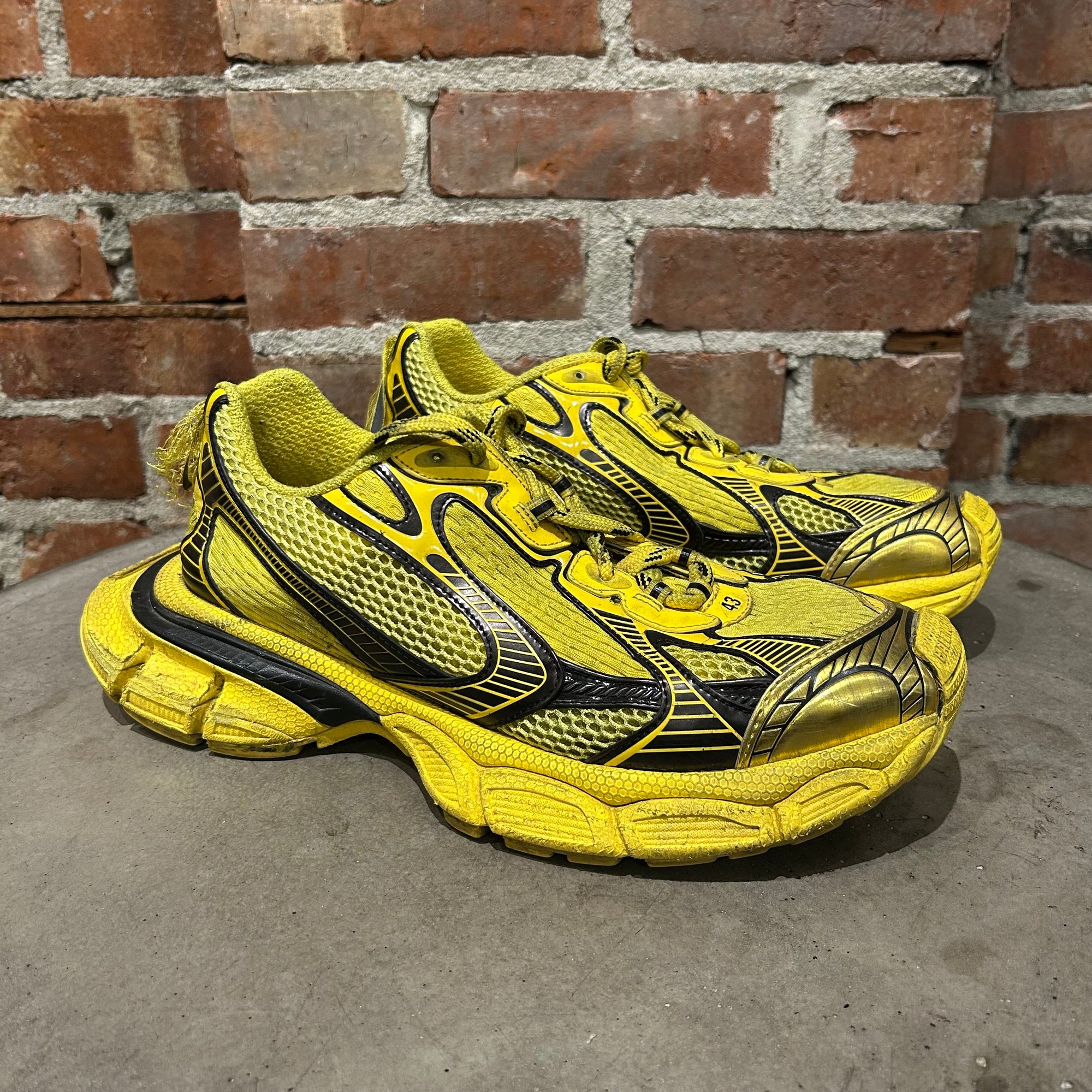 BALENCIAGA 3XL DISTRESSED SNEAKERS ‘YELLOW’