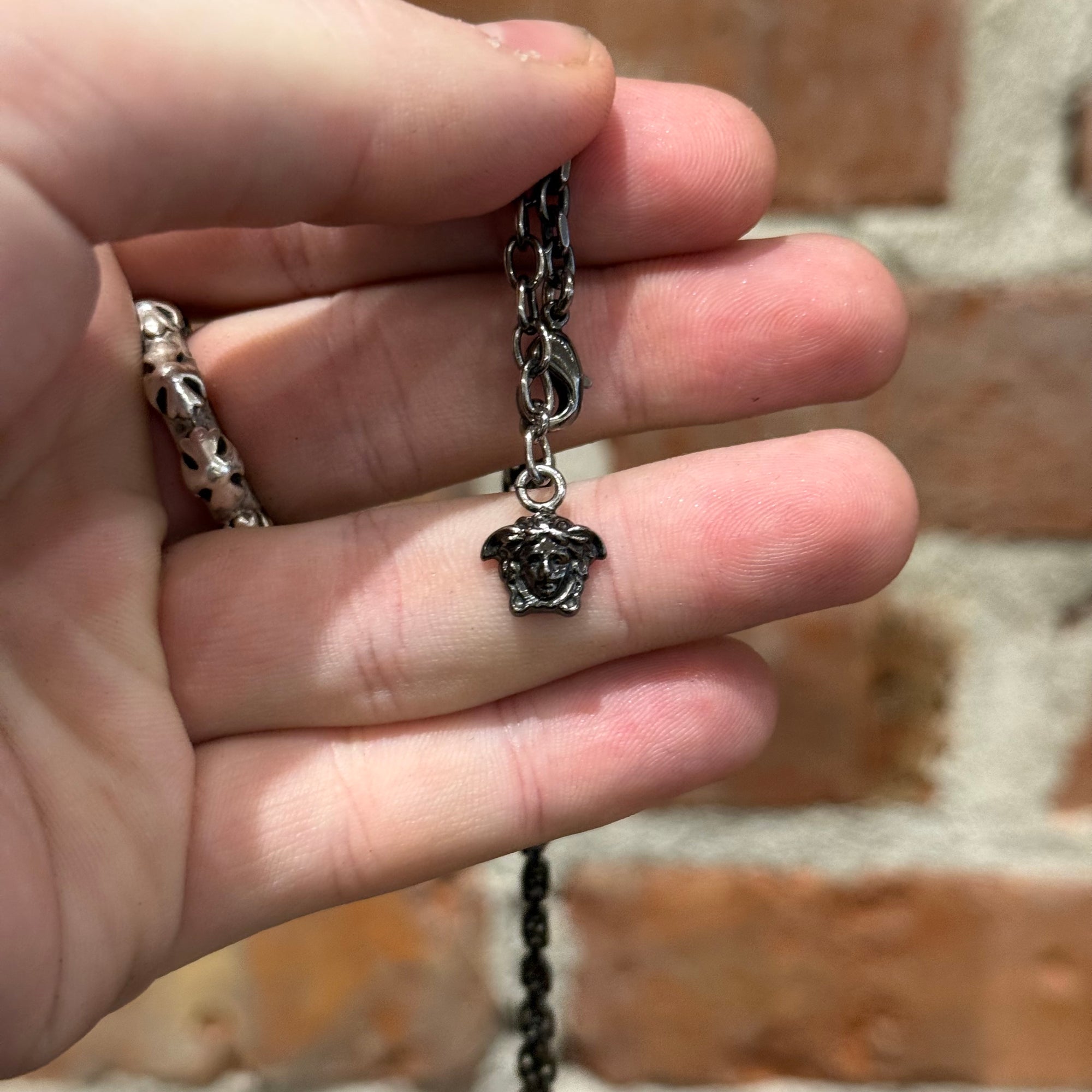 VERSACE MEDUSA PLATE DOG TAG NECKLACE ‘GUN METAL’