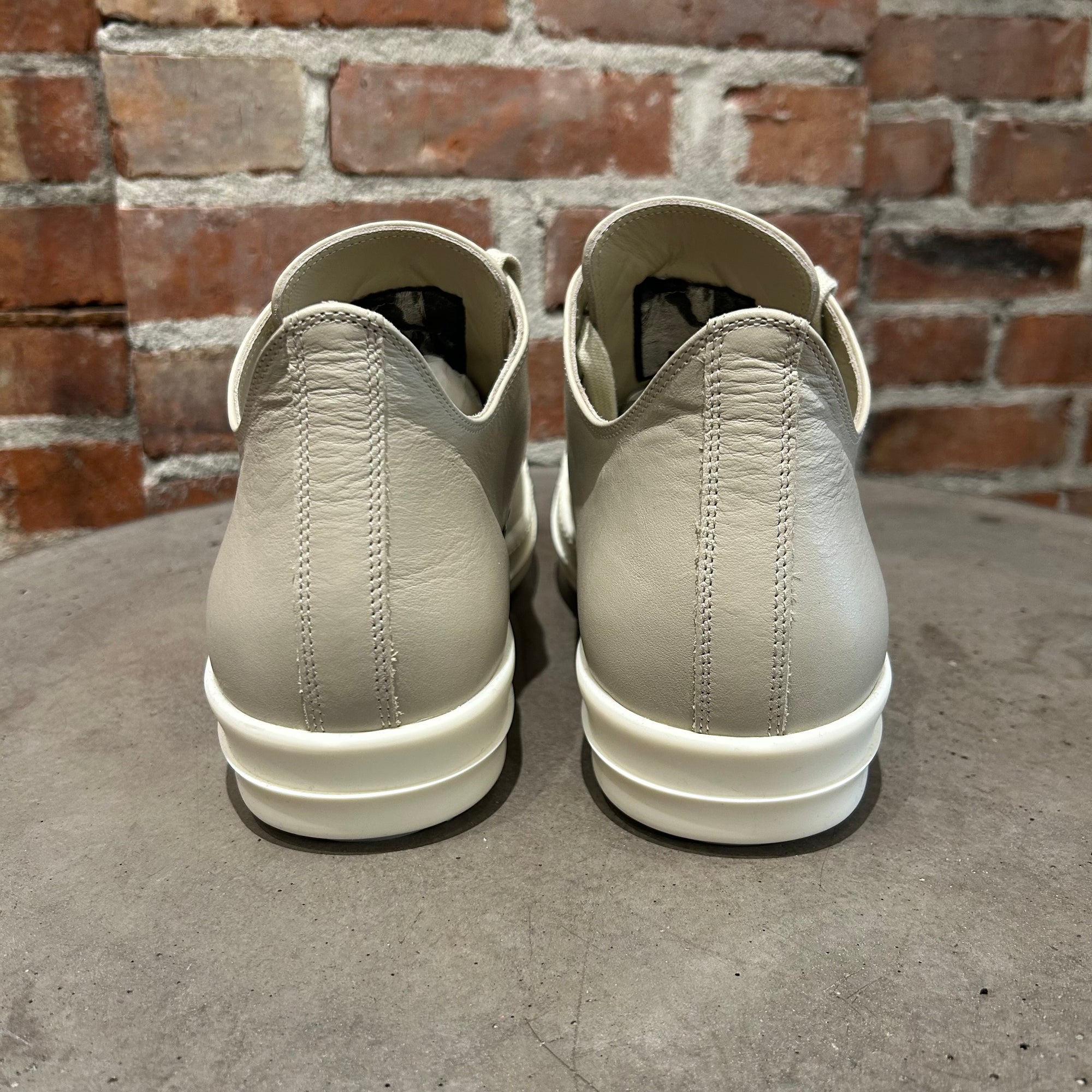 RICK OWENS FW25 LEATHER RAMONE LOW SNEAKERS ‘SAND’