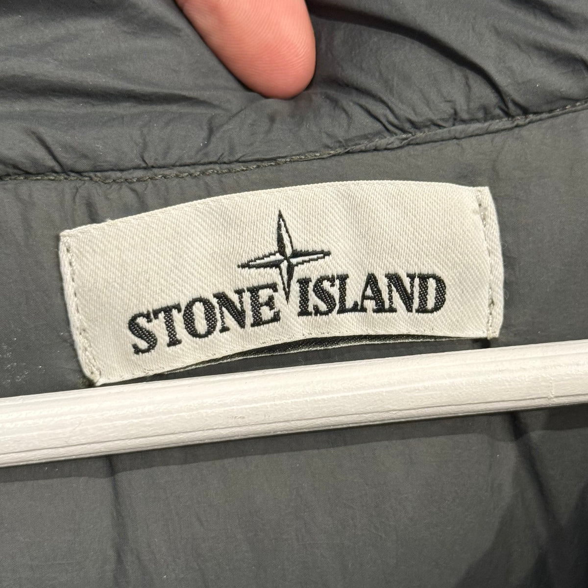 STONE ISLAND FW20 POLY-COLOUR NYON METAL FRAME DOWN JACKET ‘OLIVE’
