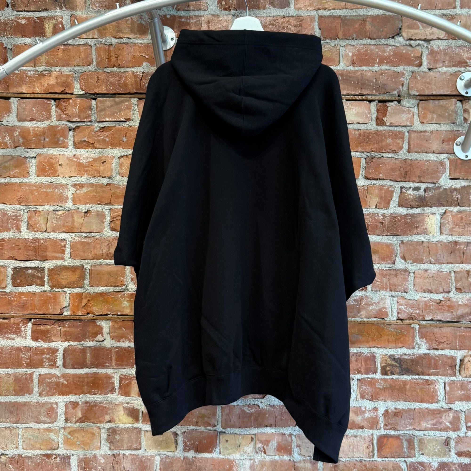 COMME DES GARCONS HOODED PONCHO SWEATSHIRT ‘BLACK’