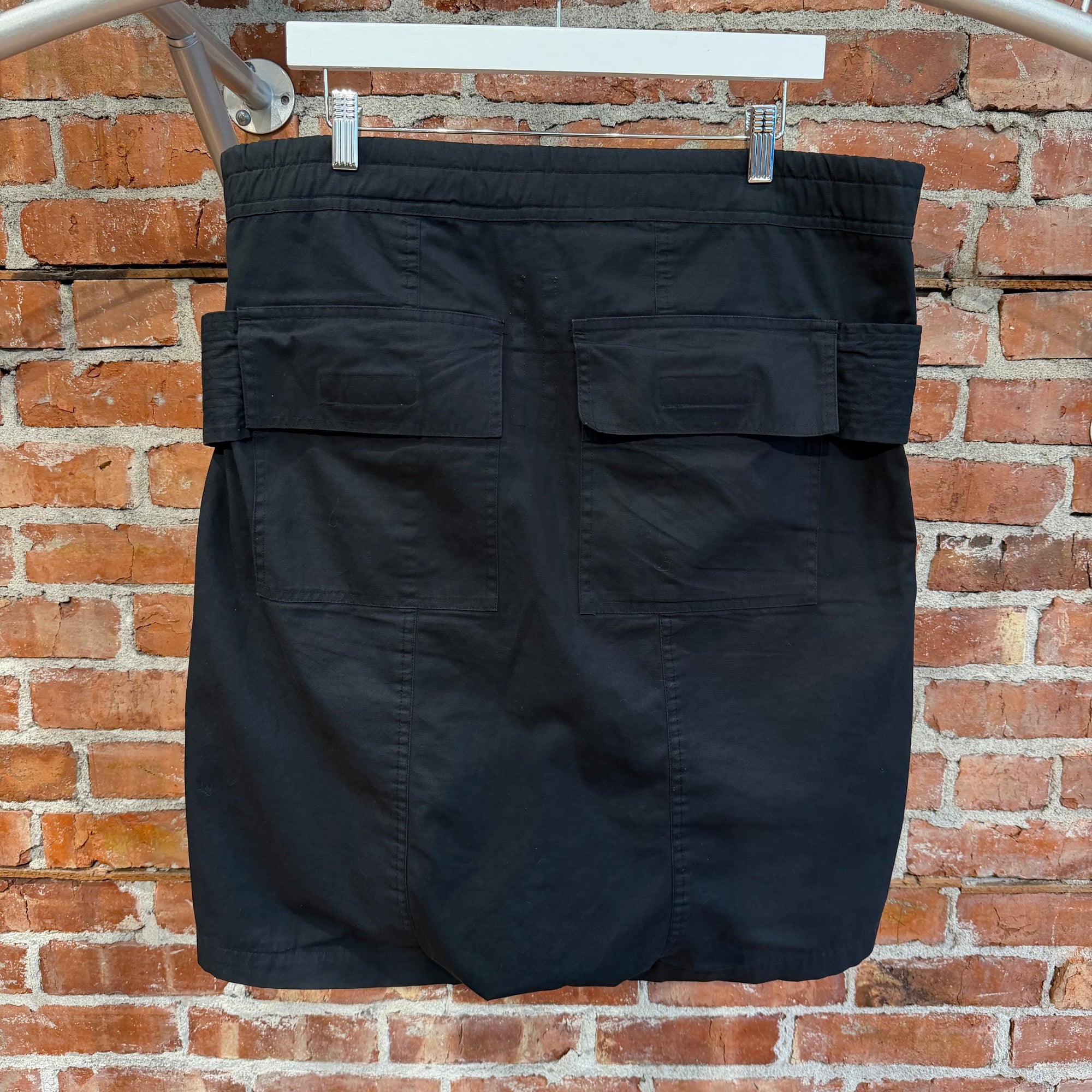 RICK OWENS DRKSDHW CREATCH CARGO SHORTS ‘BLACK’