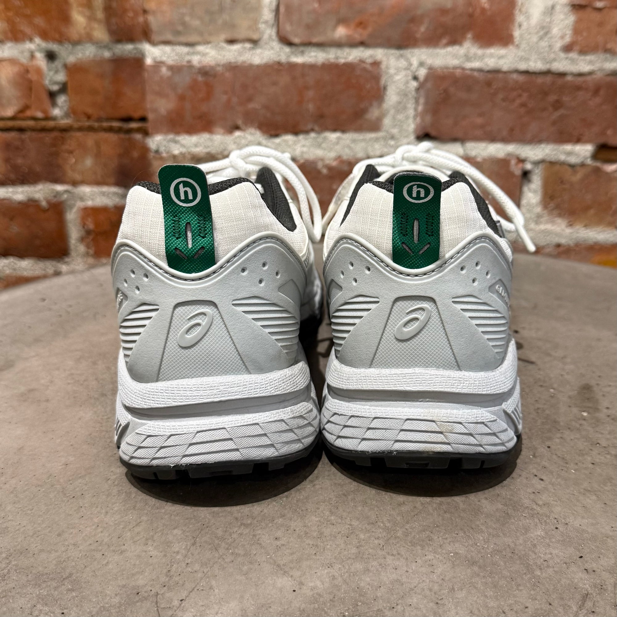 HIDDEN NY X ASICS GEL VENTURE 6 ‘WHITE’