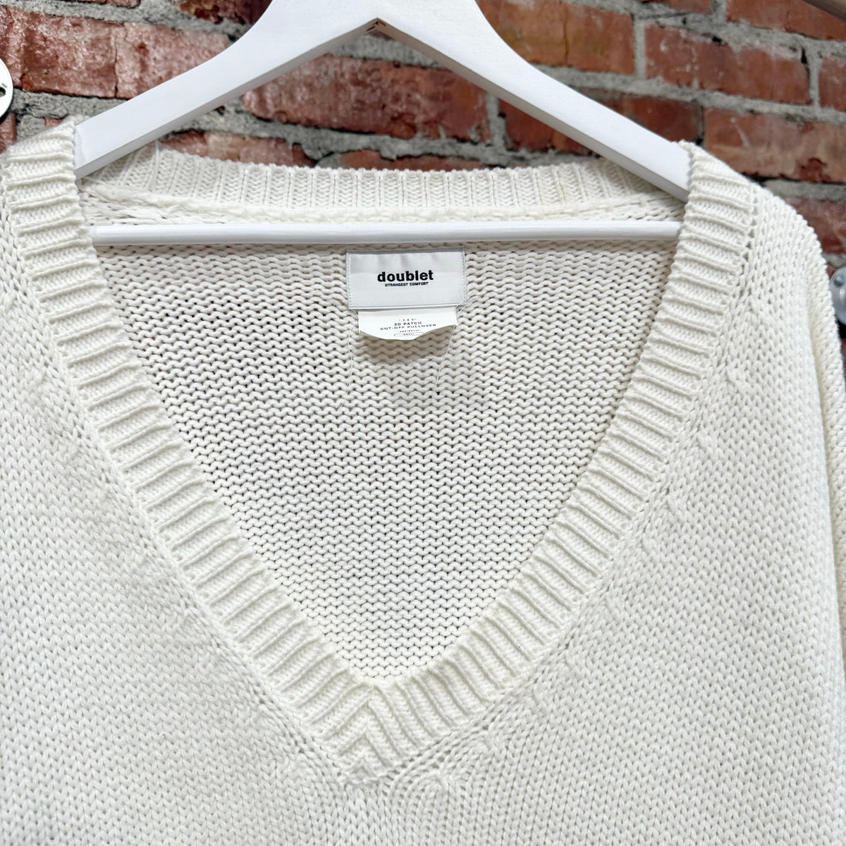 DOUBLET SS19 ALLIGATOR 3D PATCH KNIT SWEATER ‘WHITE’