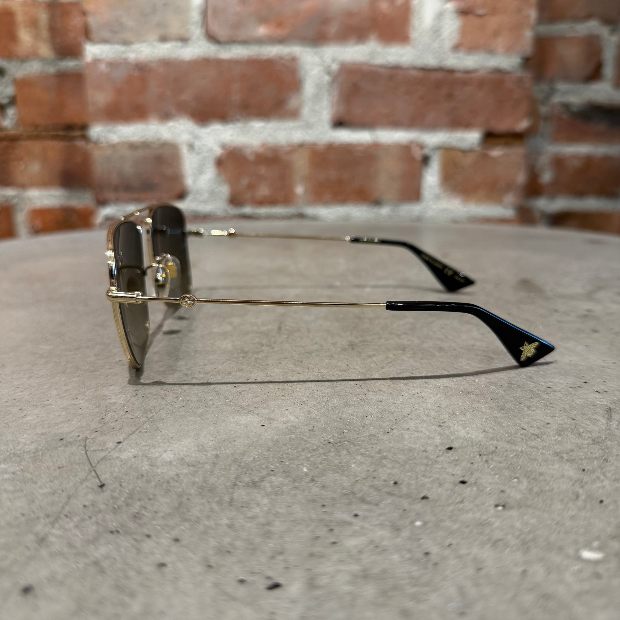GUCCI AVIATOR BEE METAL FRAME SUNGLASSES 'GOLD'