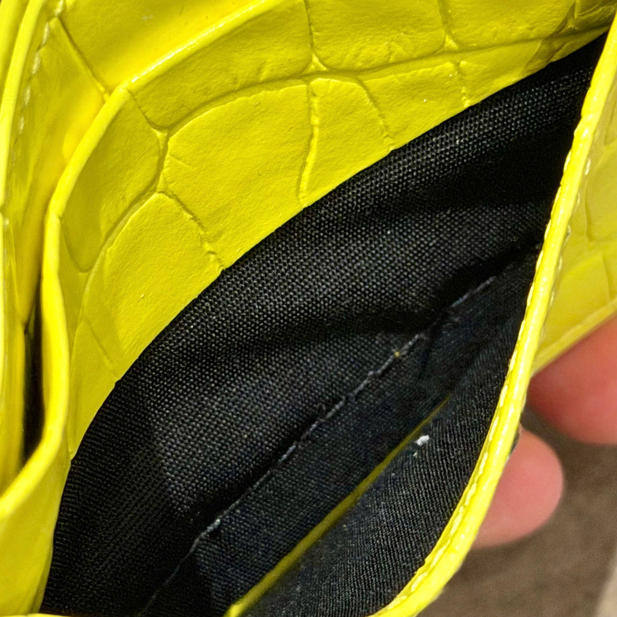 BALENCIAGA CROC BB CARD HOLDER ‘YELLOW’