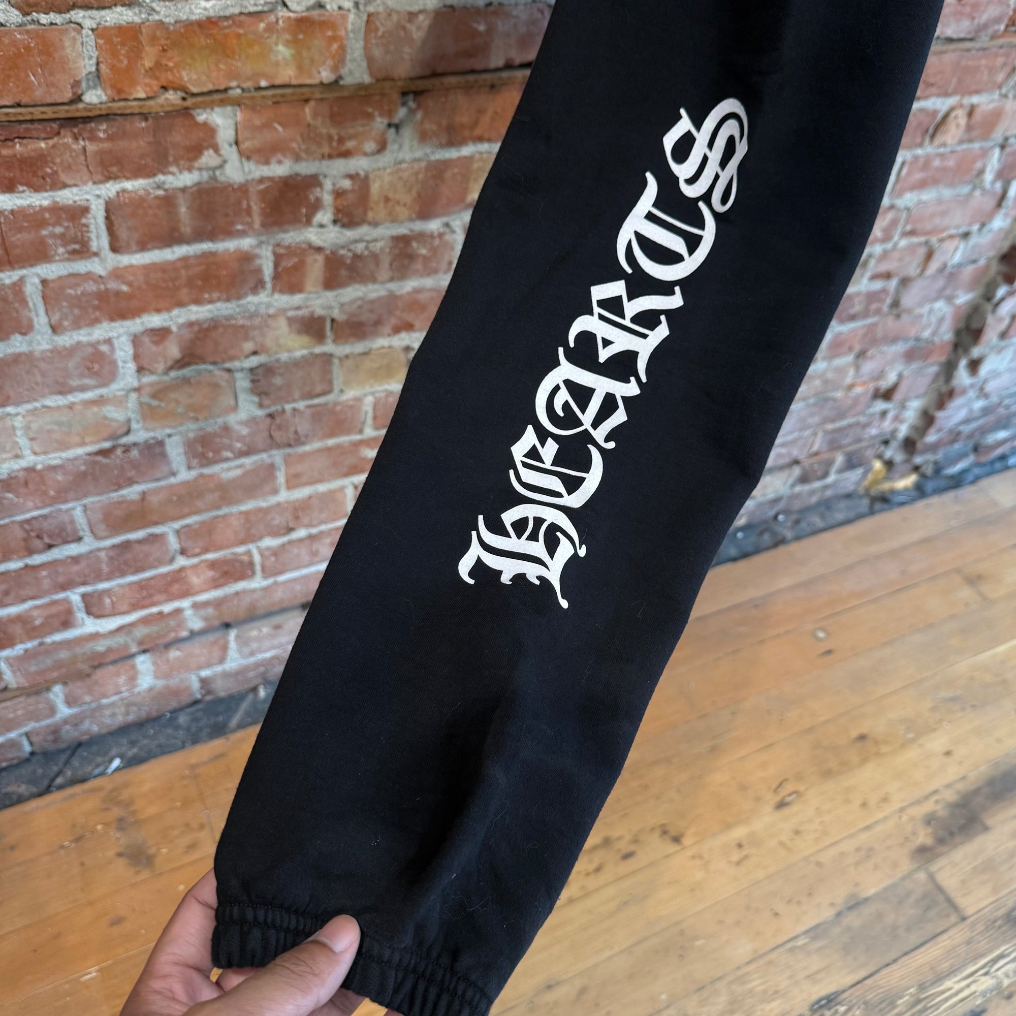 CHROME HEARTS SCRIPT LOGO SWEATPANTS ‘BLACK’