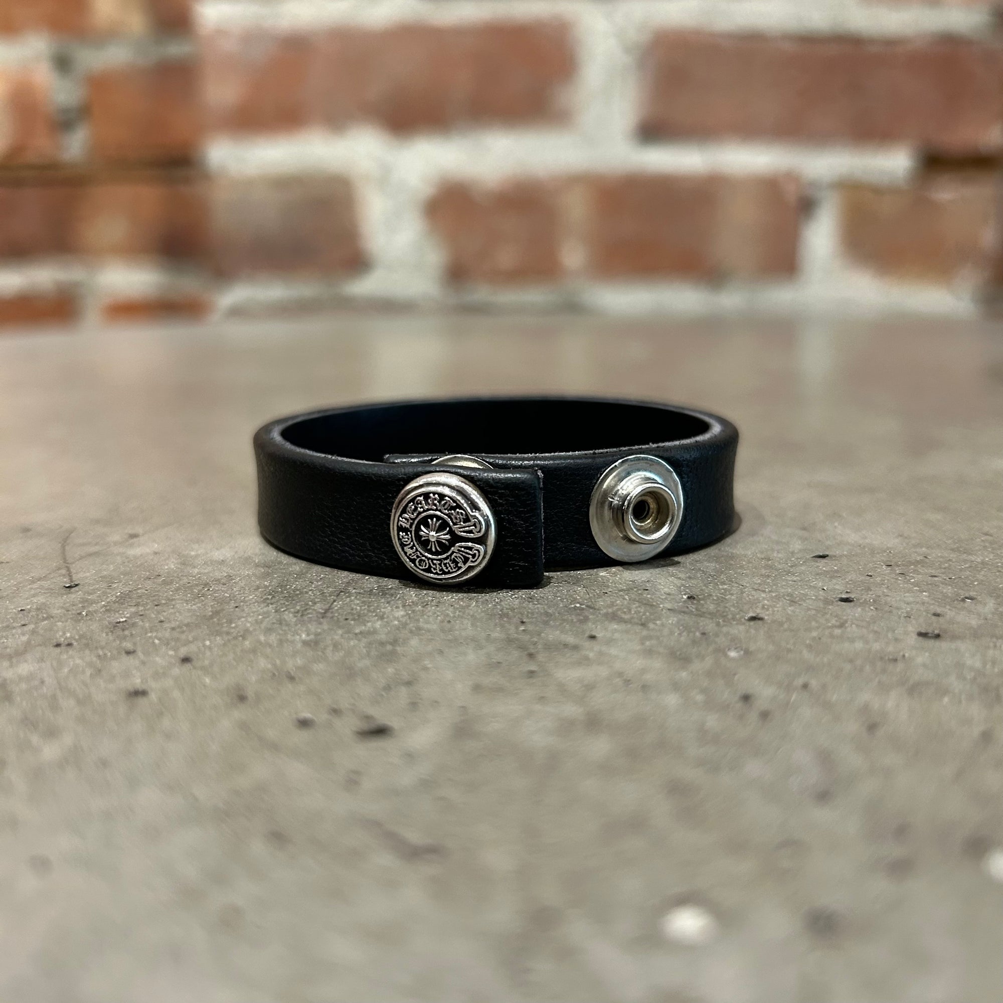 CHROME HEARTS RS3 SPIKE LEATHER BRACELET ‘BLACK’