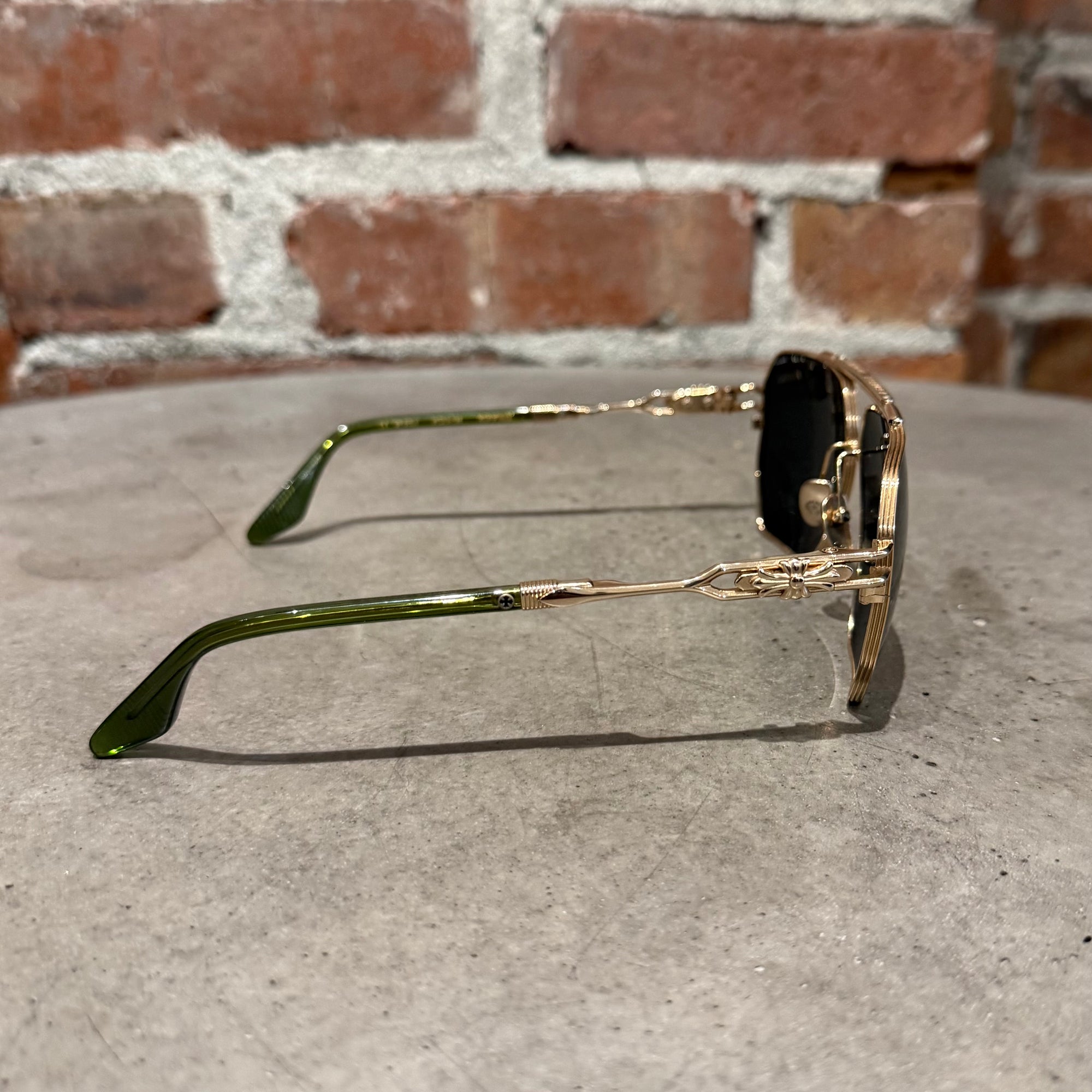 CHROME HEARTS RIPPING AVIATOR SUNGLASSES ‘GOLD’