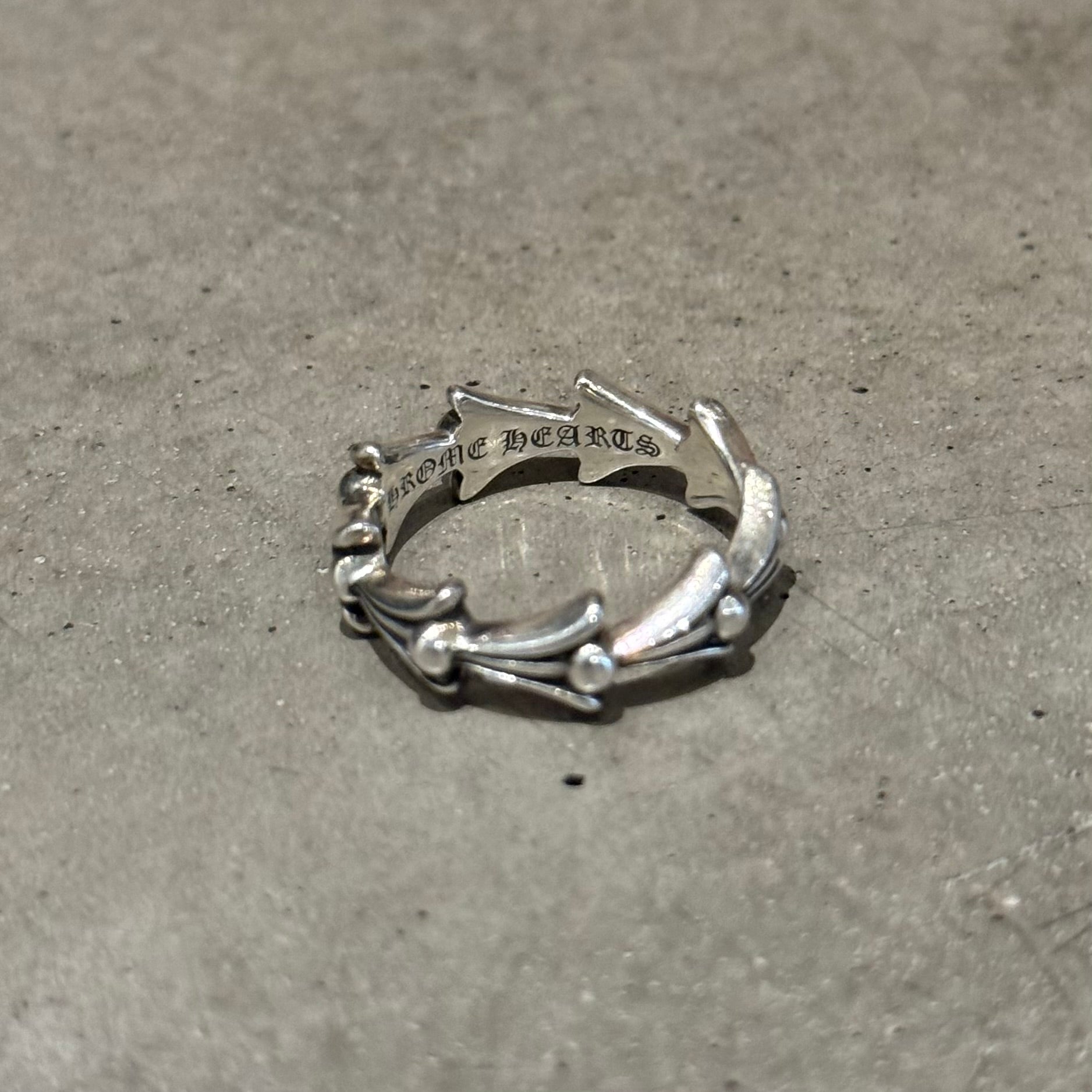 CHROME HEARTS CROSS TAIL RING ‘SILVER’
