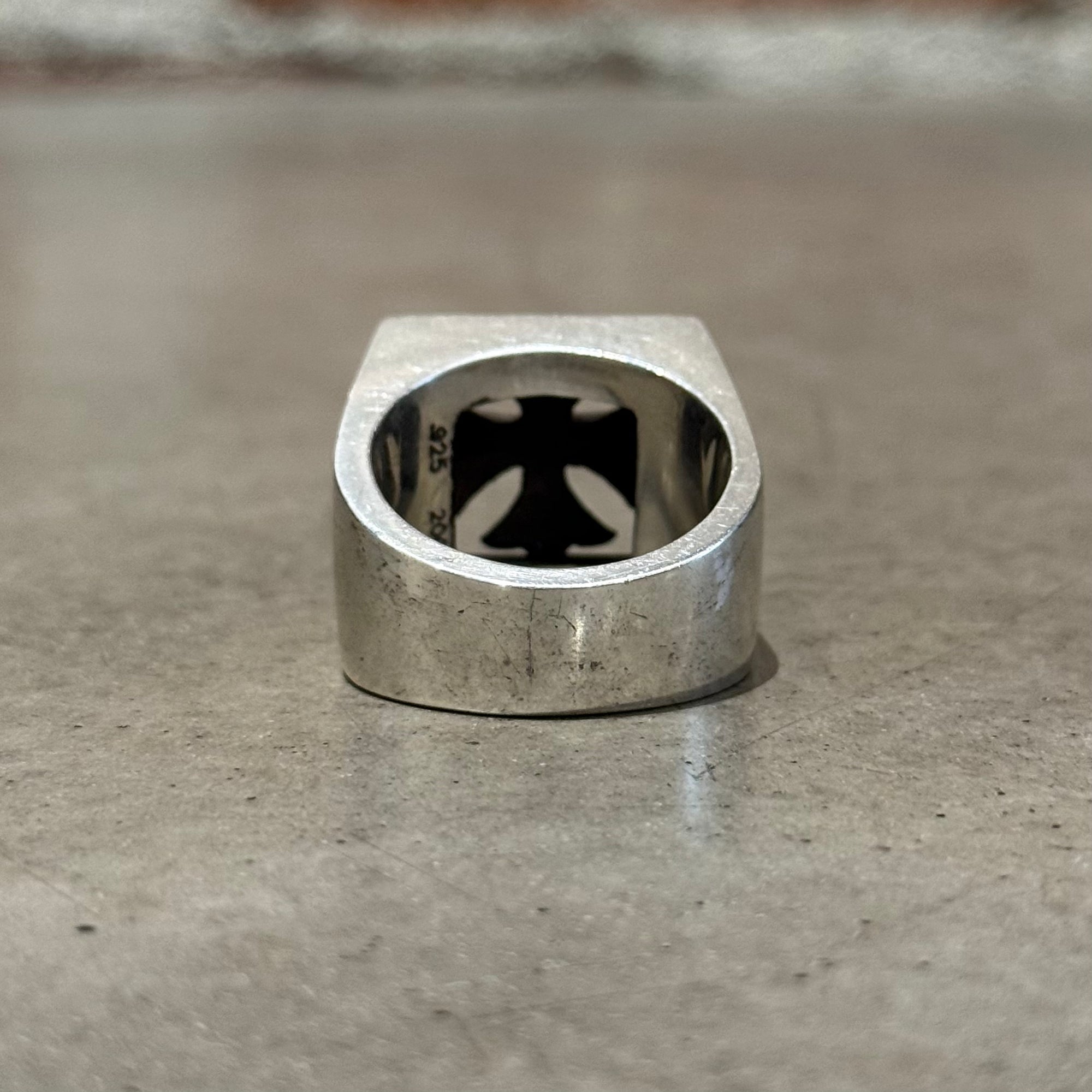 CHROME HEARTS PLUS CROSS BLOCK RING ‘SILVER’