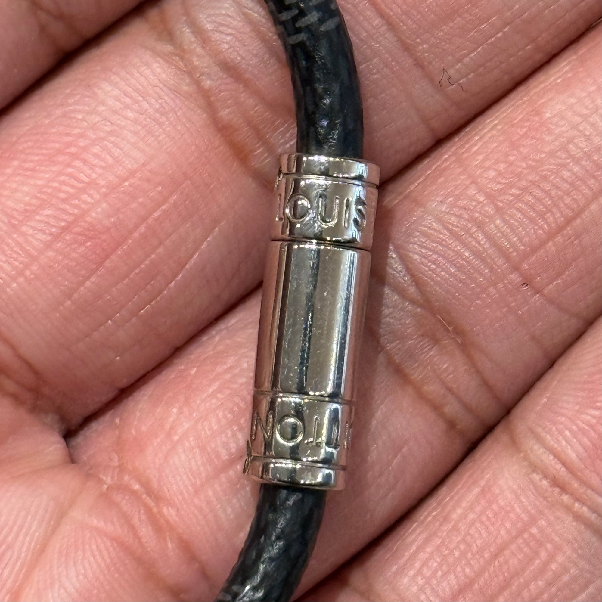 LOUIS VUITTON DAMIER LEATHER KEEP IT BRACELET ‘BLACK’