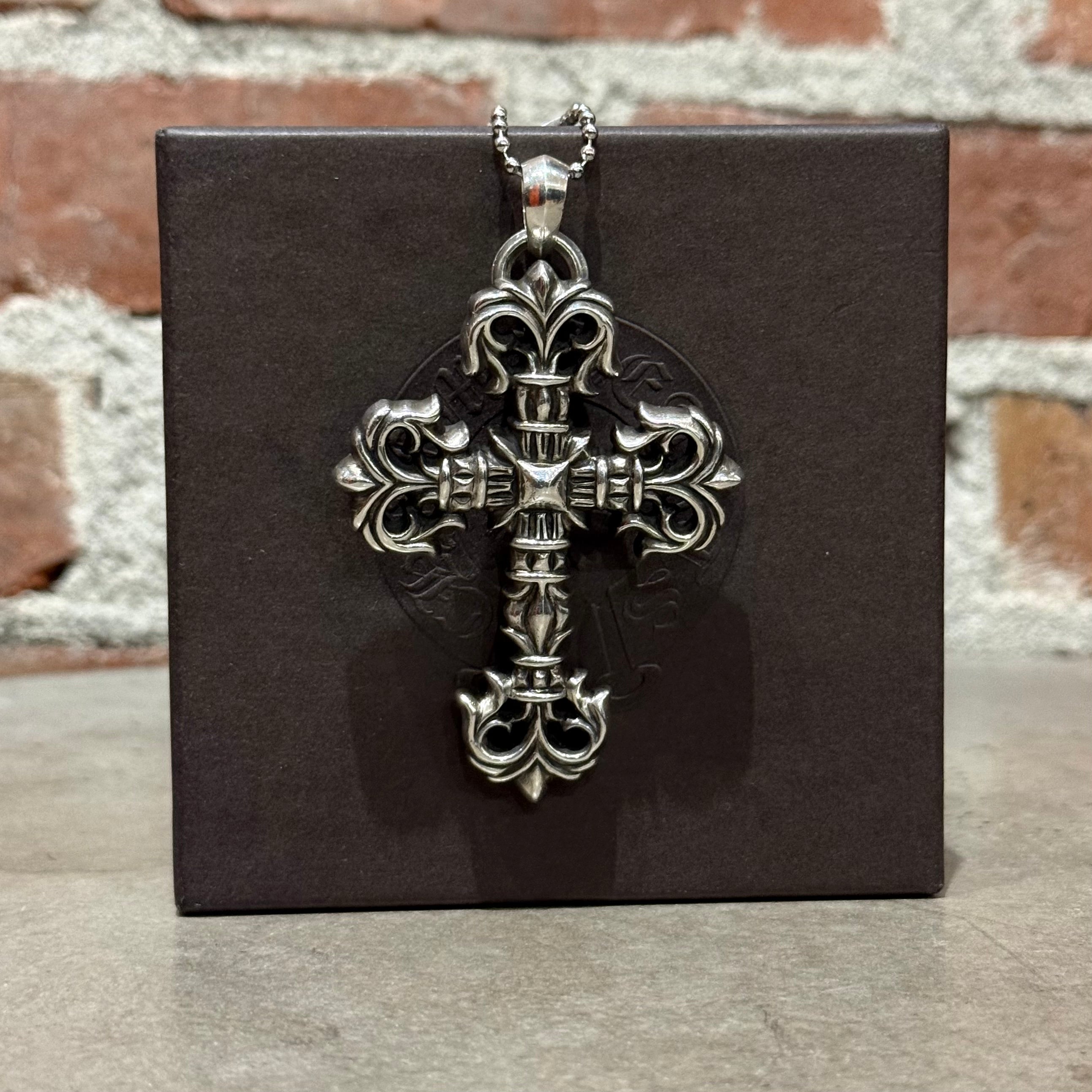 CHROME HEARTS – Sadō Room