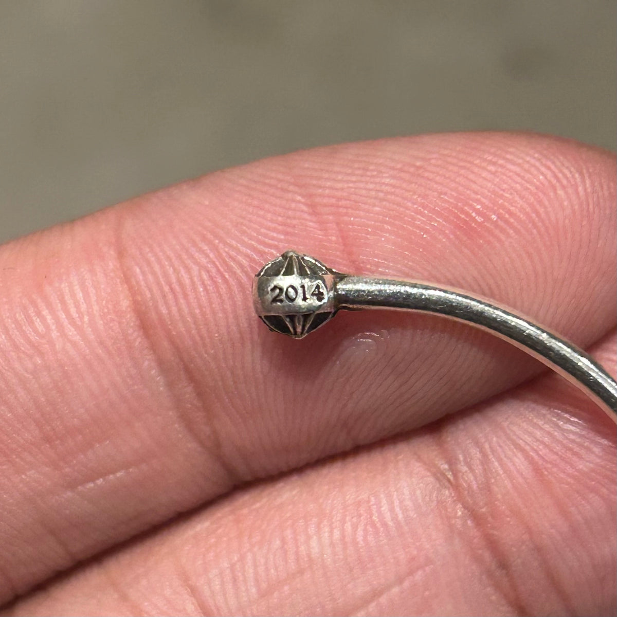 CHROME HEARTS PLUS CROSS BANGLE ‘SILVER’
