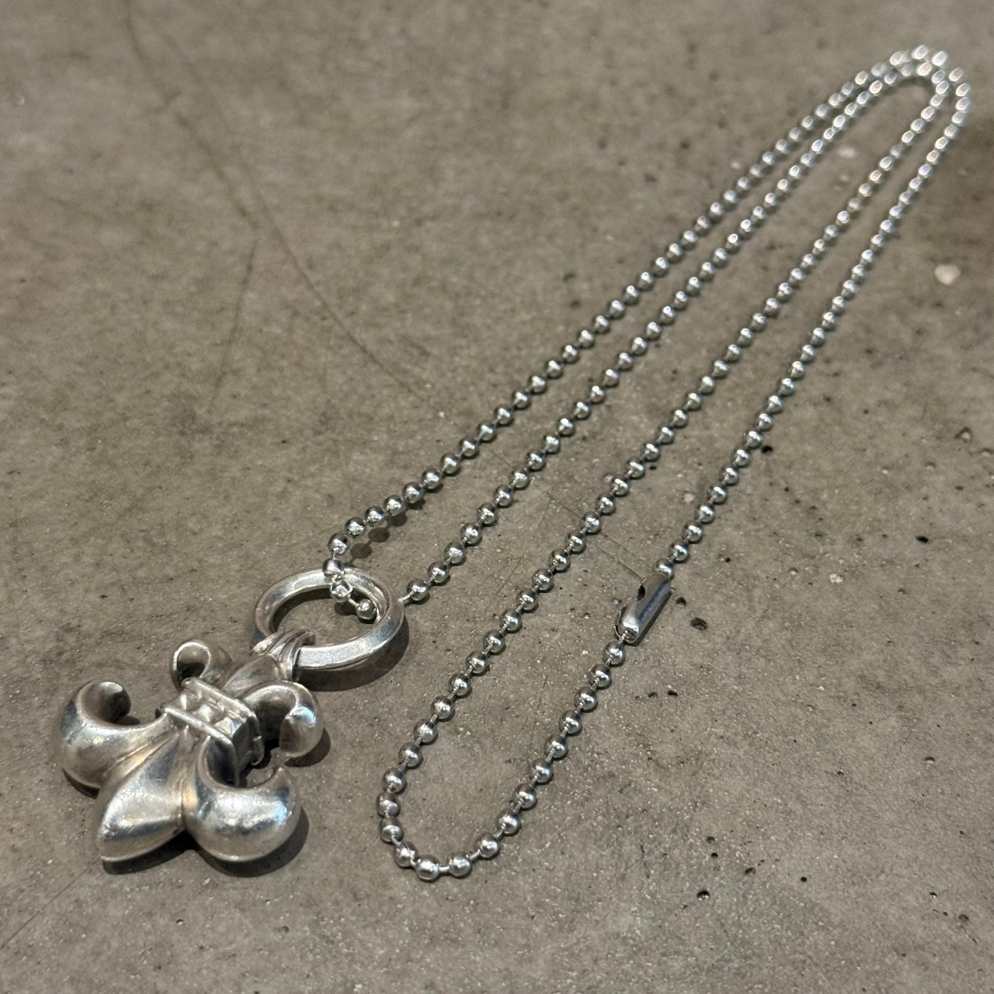 CHROME HEARTS BS FLEUR NECKLACE ‘SILVER’