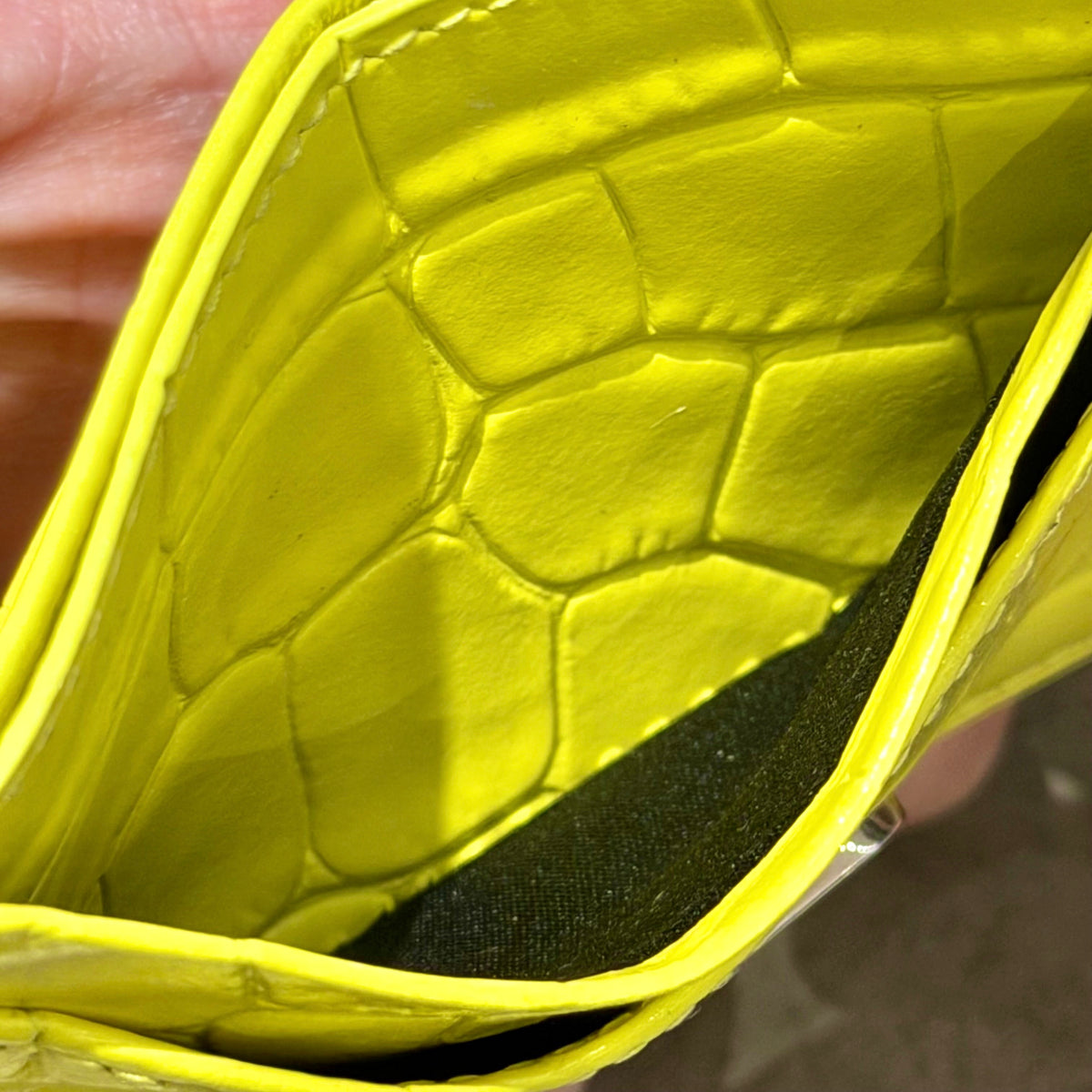 BALENCIAGA CROC BB CARD HOLDER ‘YELLOW’