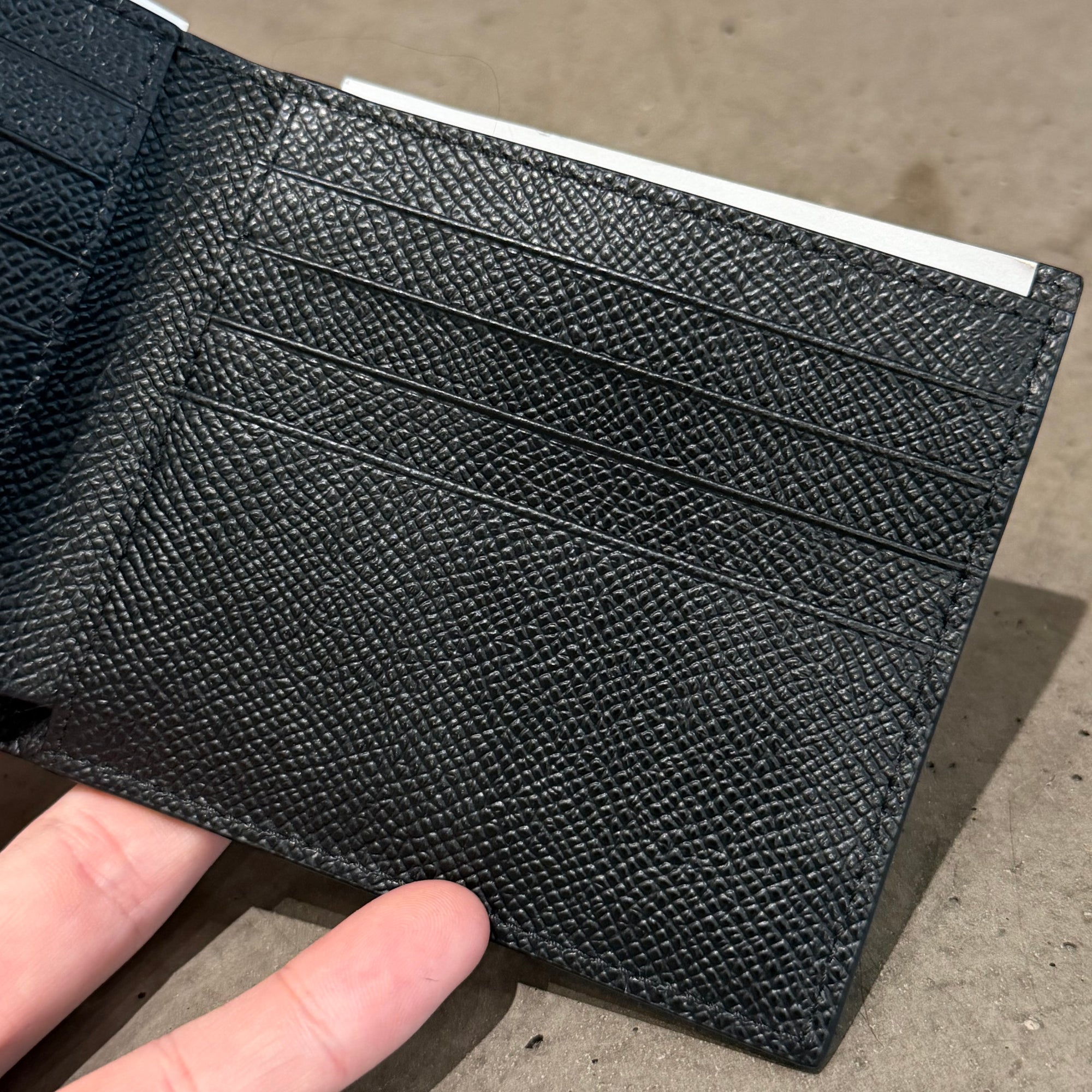 BURBERRY BIFOLD LEATHER WALLET ‘BLACK’